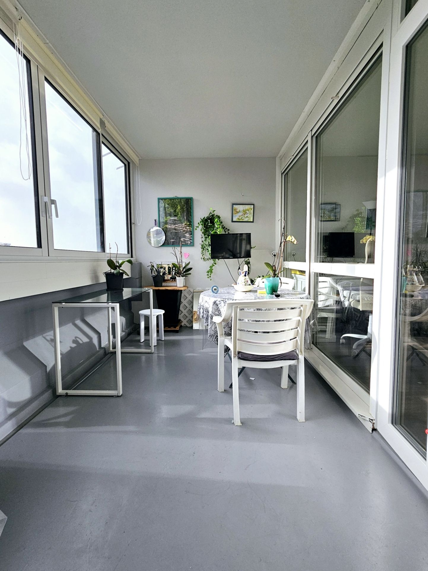 apartment 4 Rooms for sale on Saint-Nazaire (44600)