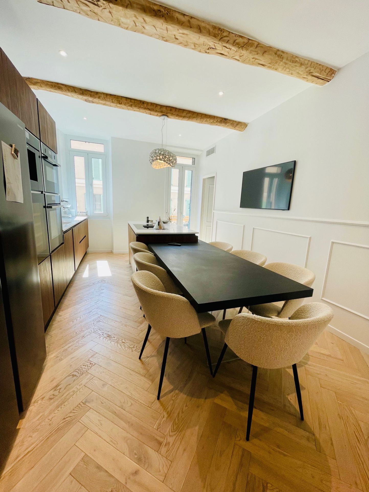 apartment 4 Rooms for sale on Cannes (06400)