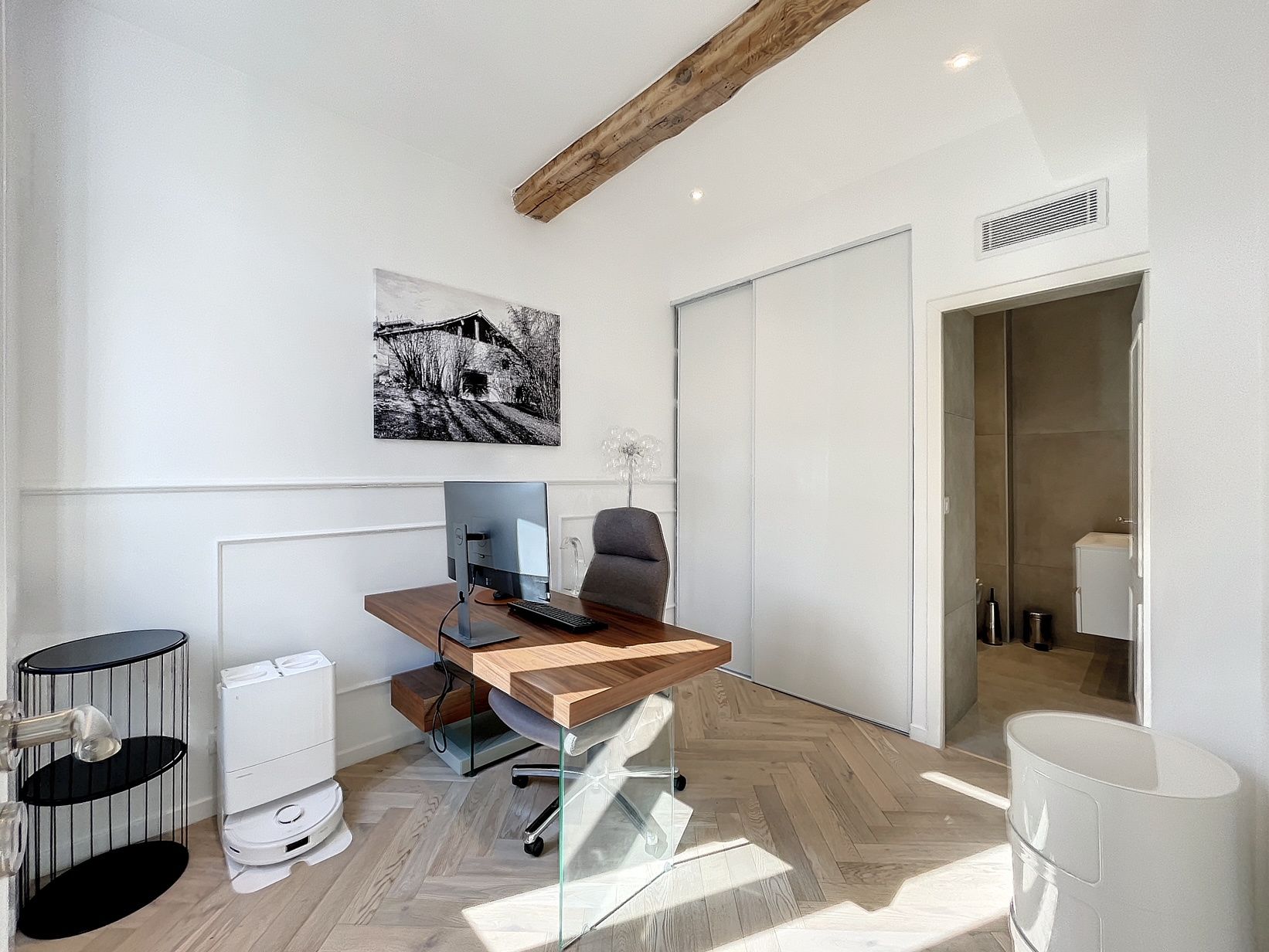 apartment 4 Rooms for sale on Cannes (06400)