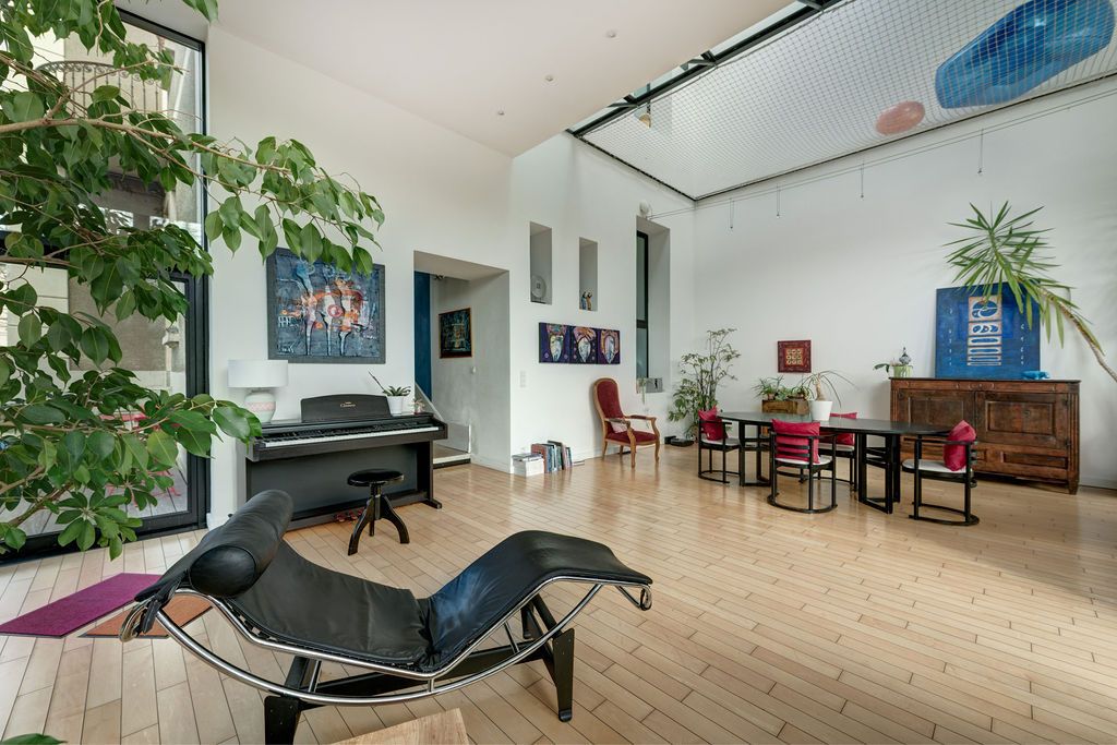 property 8 Rooms for sale on Tassin-la-Demi-Lune (69160)