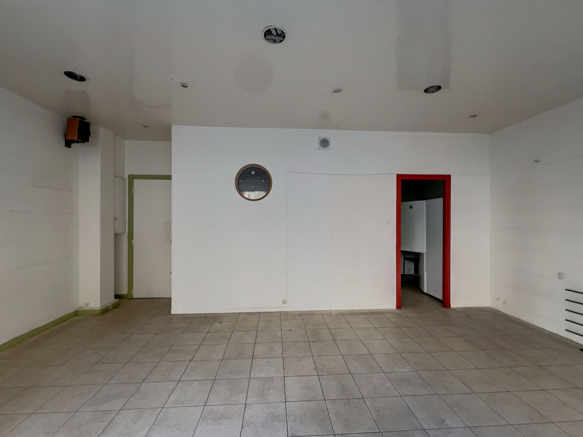 miscellaneous 2 Rooms for sale on Paris (75018)