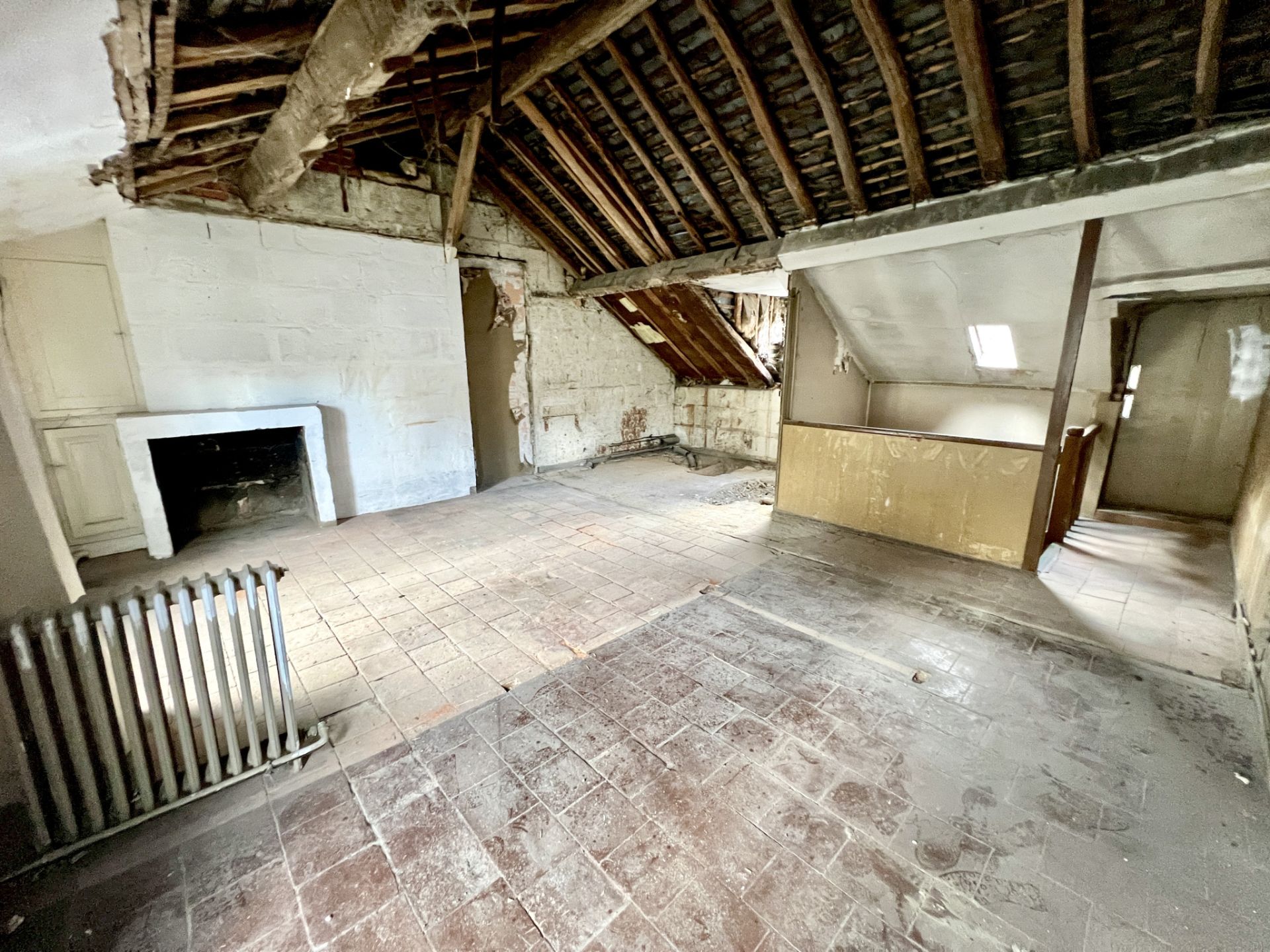 house for sale on Saumur (49400)