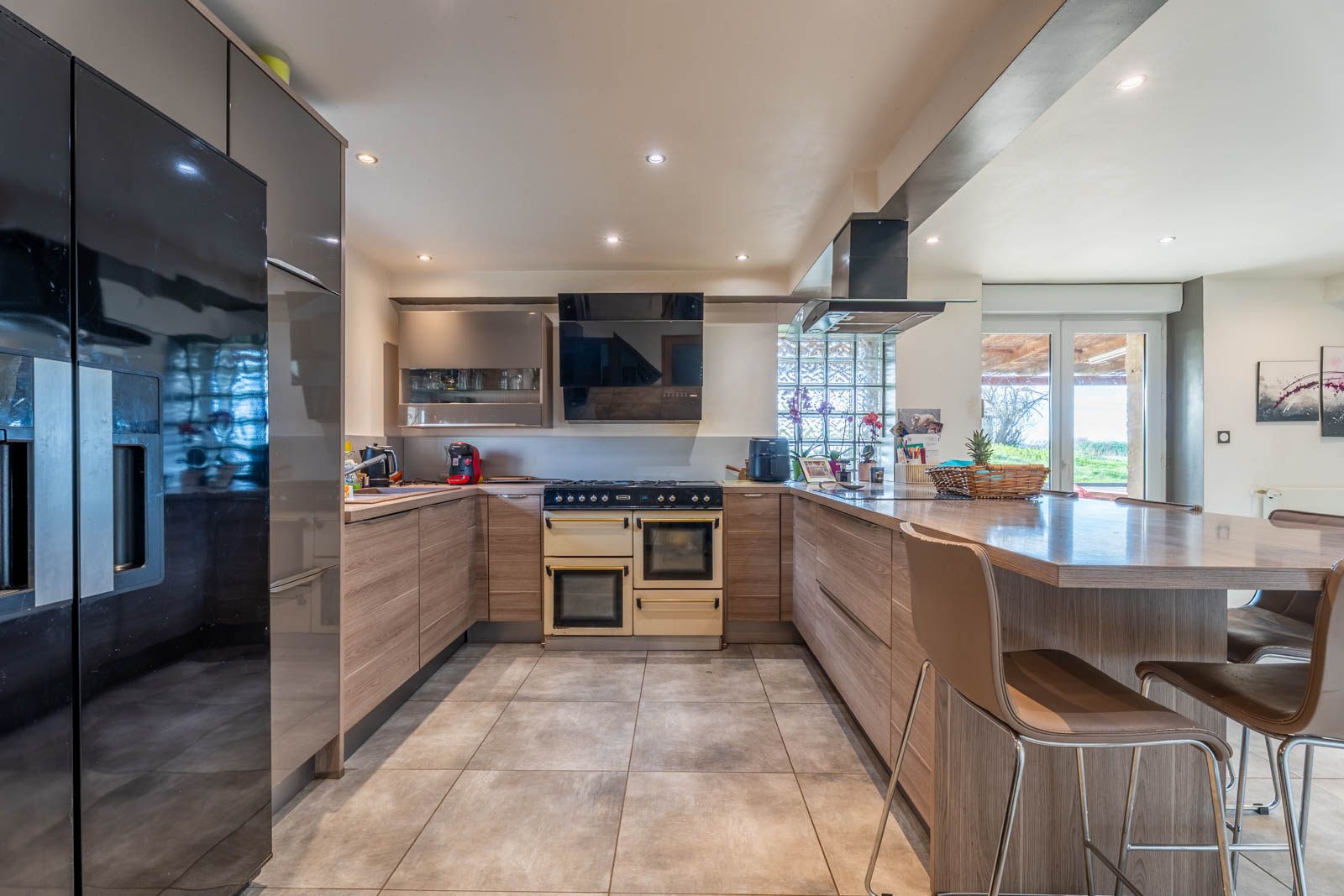 house 7 Rooms for sale on Cordelle (42123)