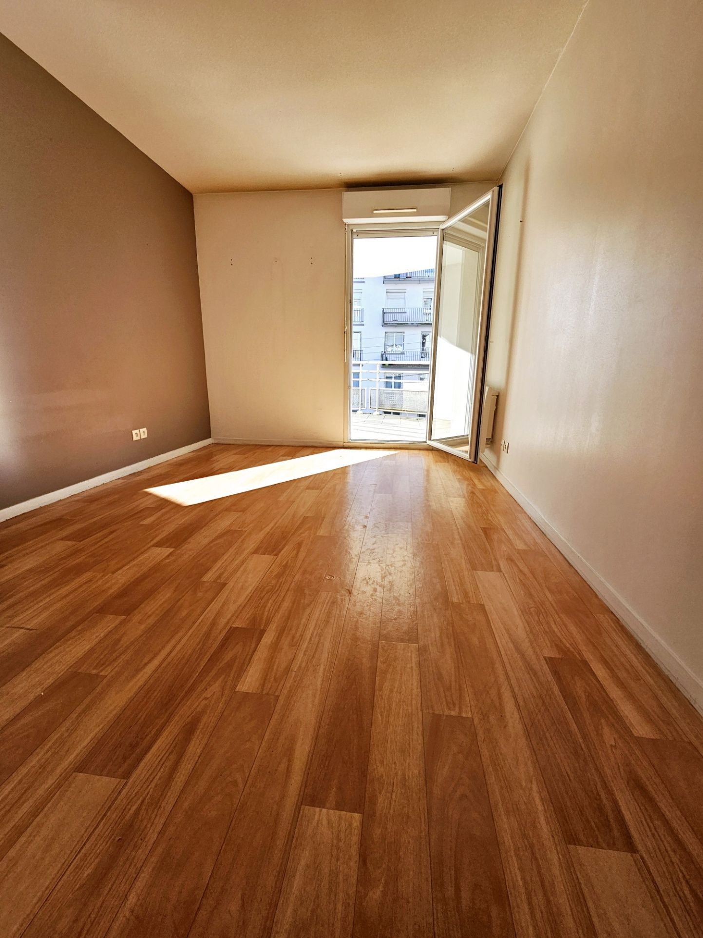 apartment 2 Rooms for sale on Saint-Nazaire (44600)