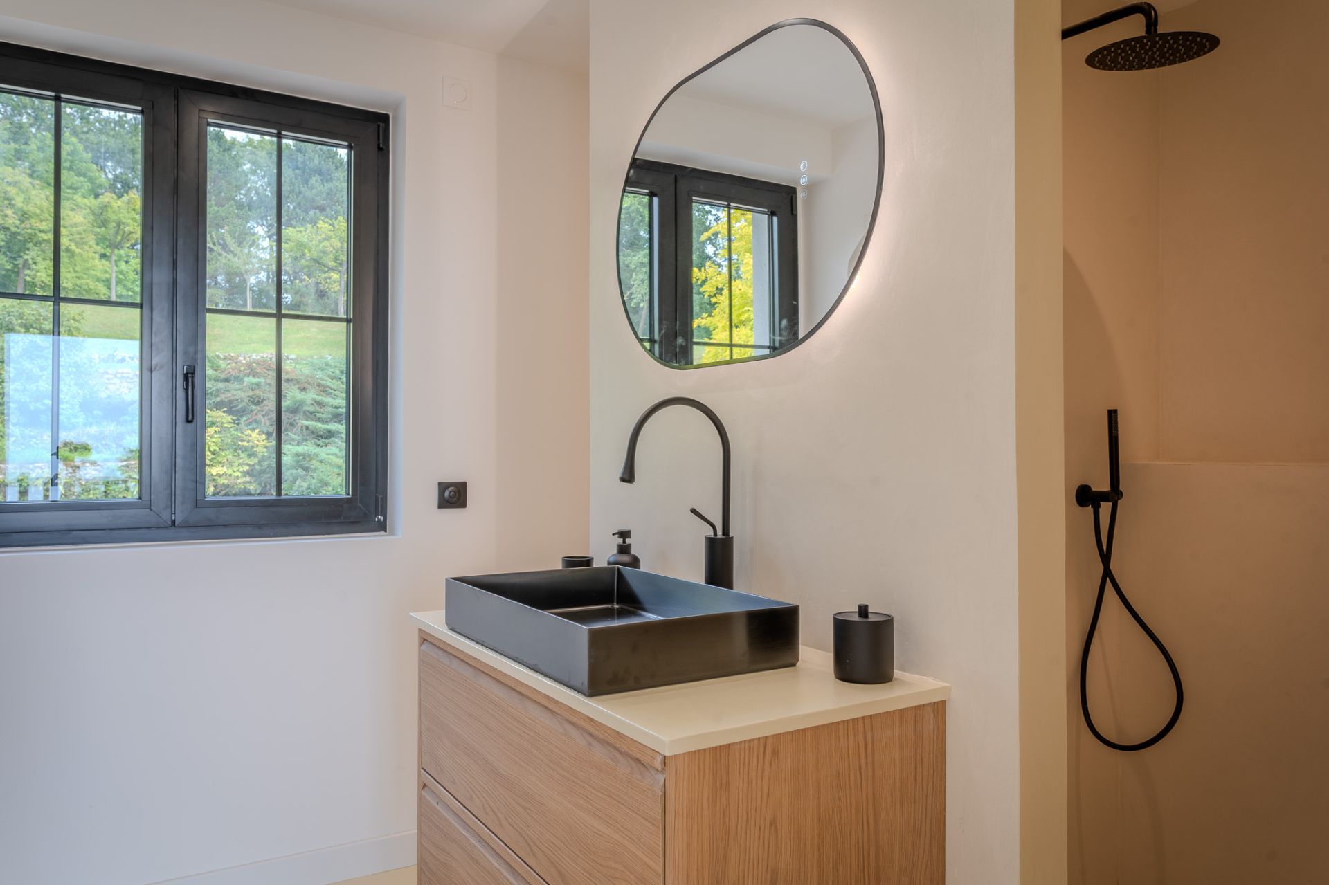 house 15 Rooms for sale on Deauville (14800)