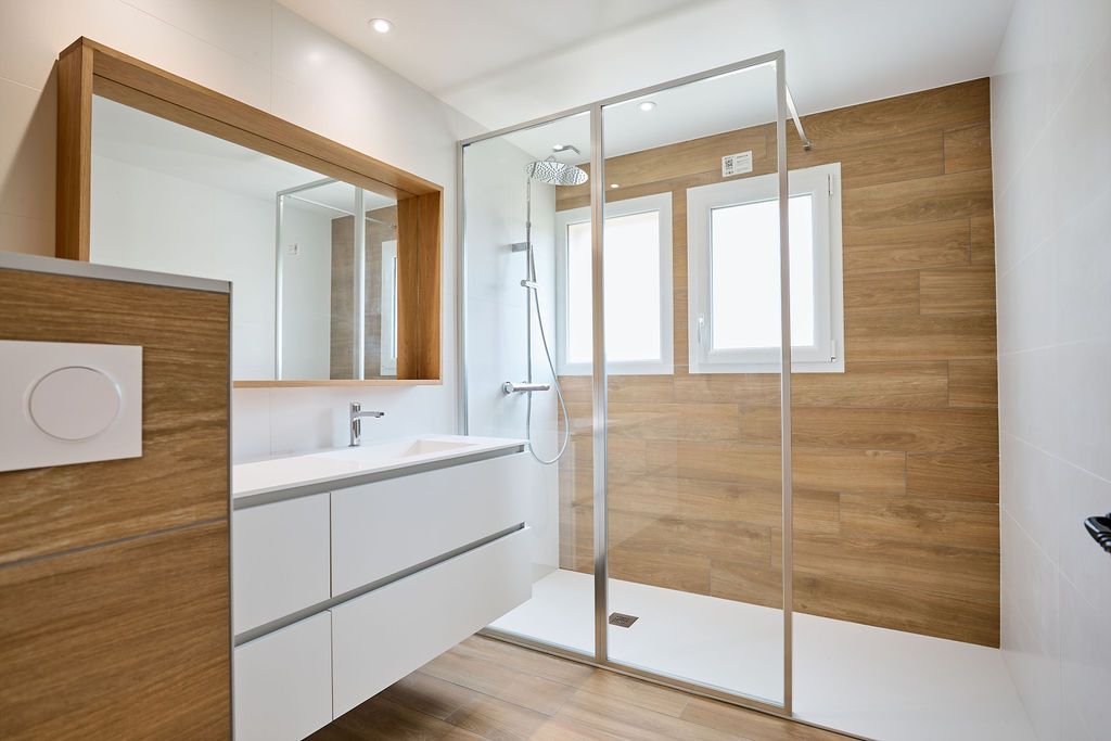house 7 Rooms for sale on Locoal-Mendon (56550)