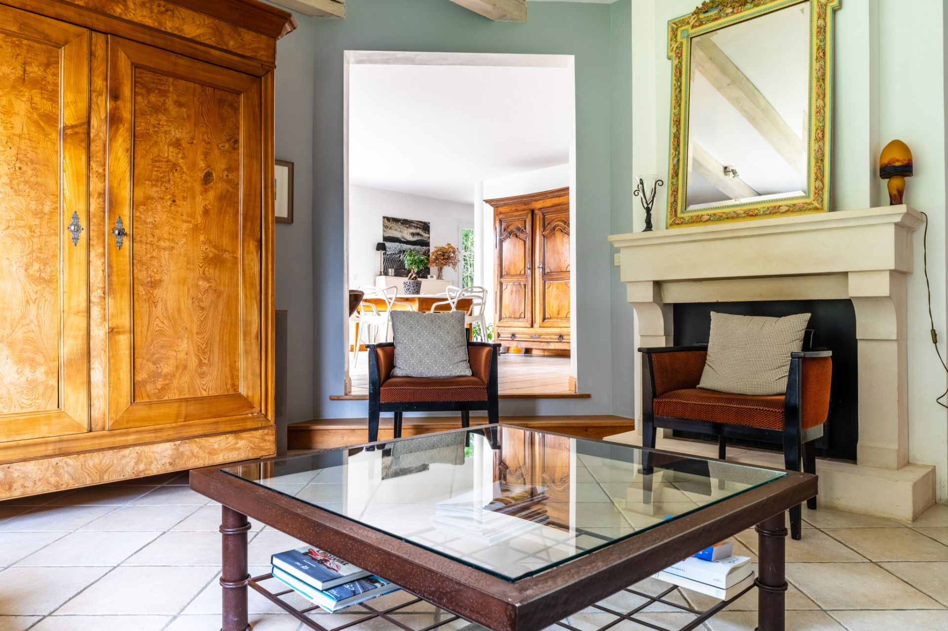 house 6 Rooms for sale on Niort (79000)