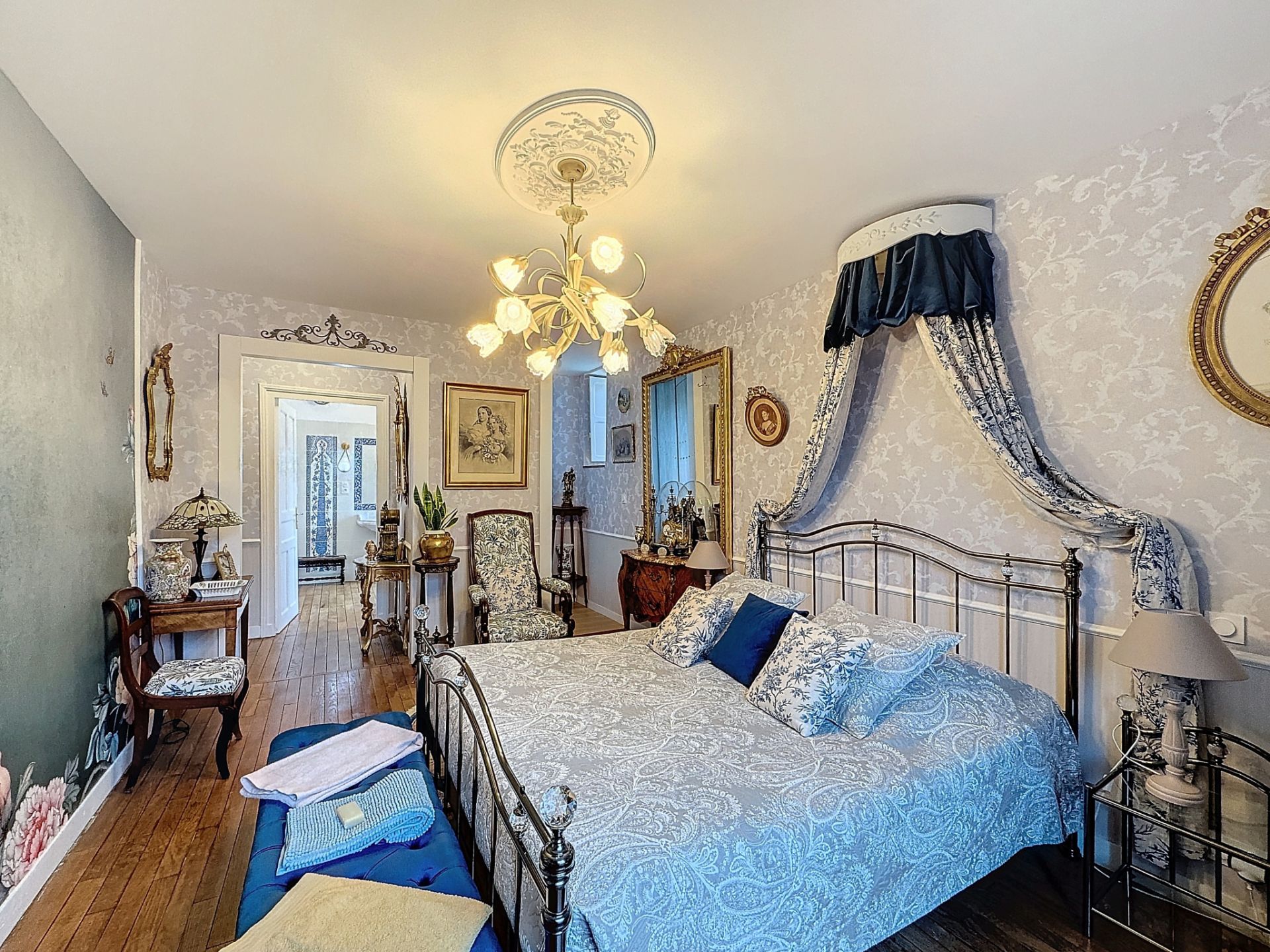 property 8 Rooms for sale on Cournon (56200)