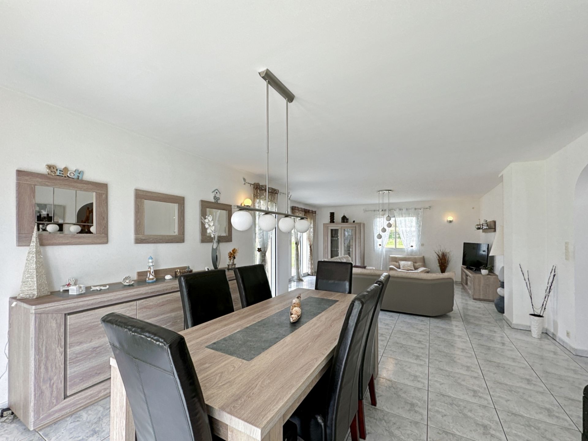 house 6 Rooms for sale on La Gacilly (56200)