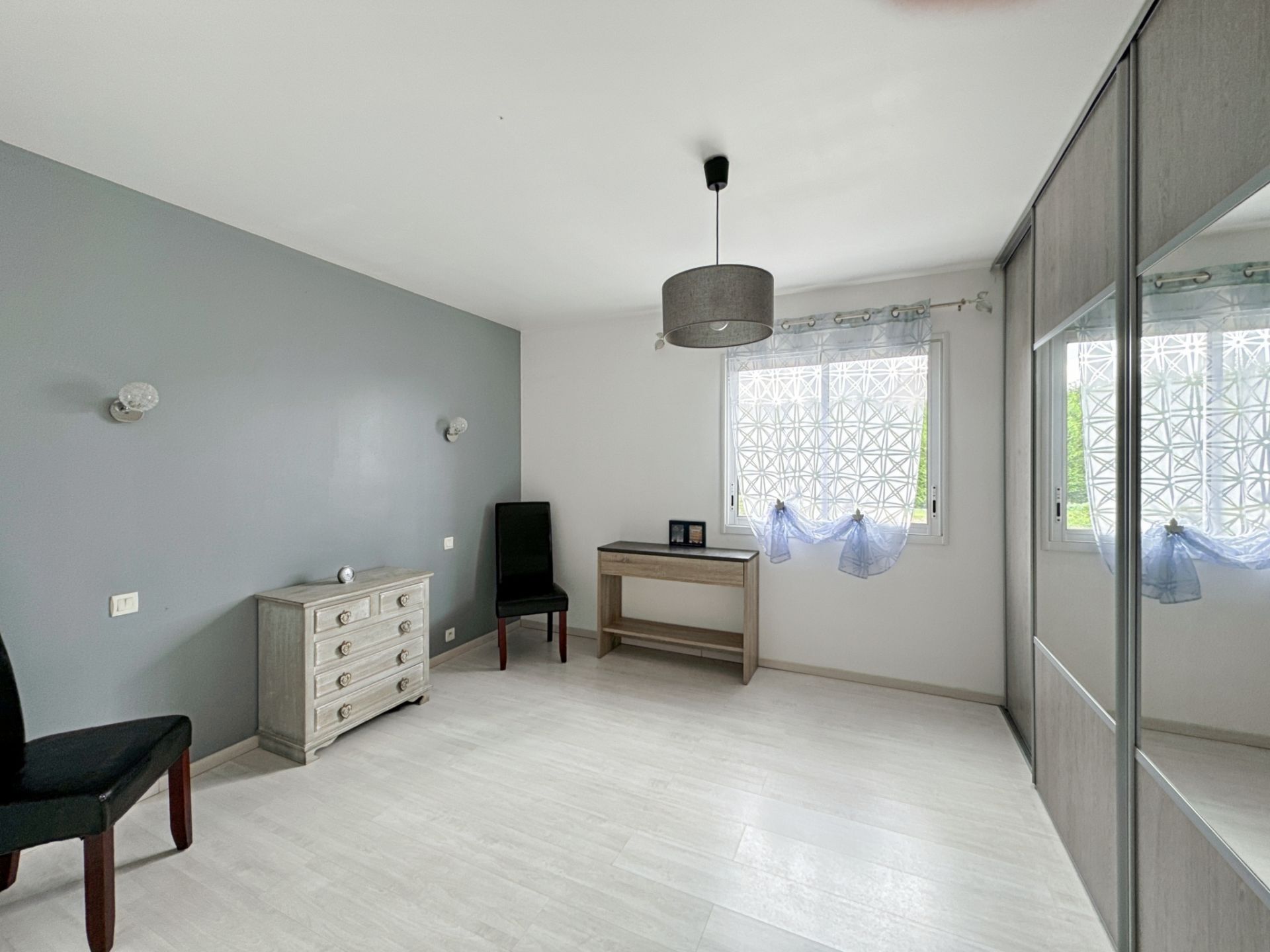 house 6 Rooms for sale on La Gacilly (56200)