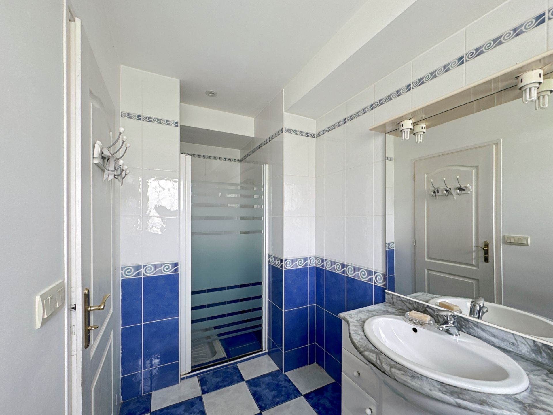 house 6 Rooms for sale on La Gacilly (56200)
