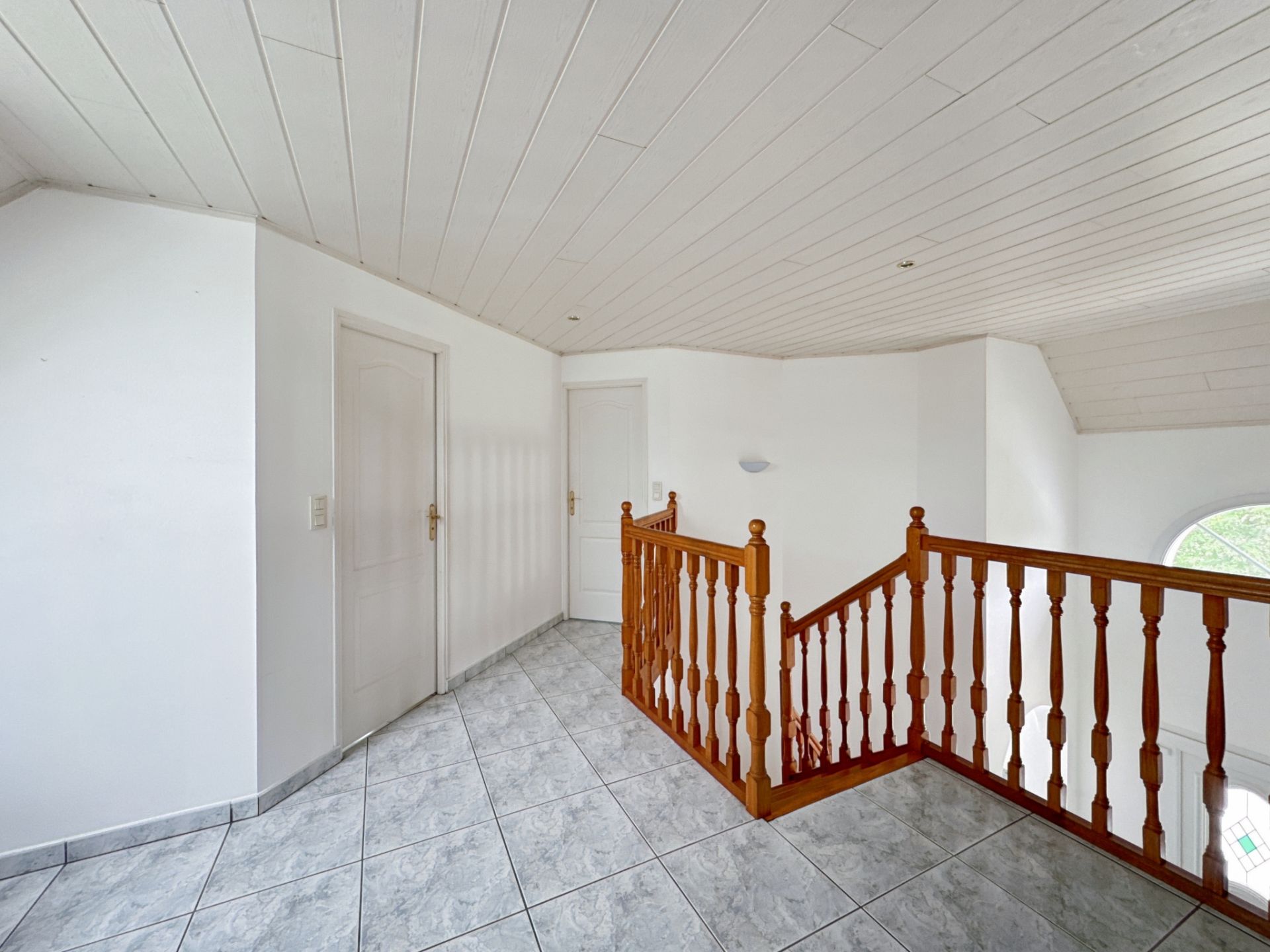 house 6 Rooms for sale on La Gacilly (56200)
