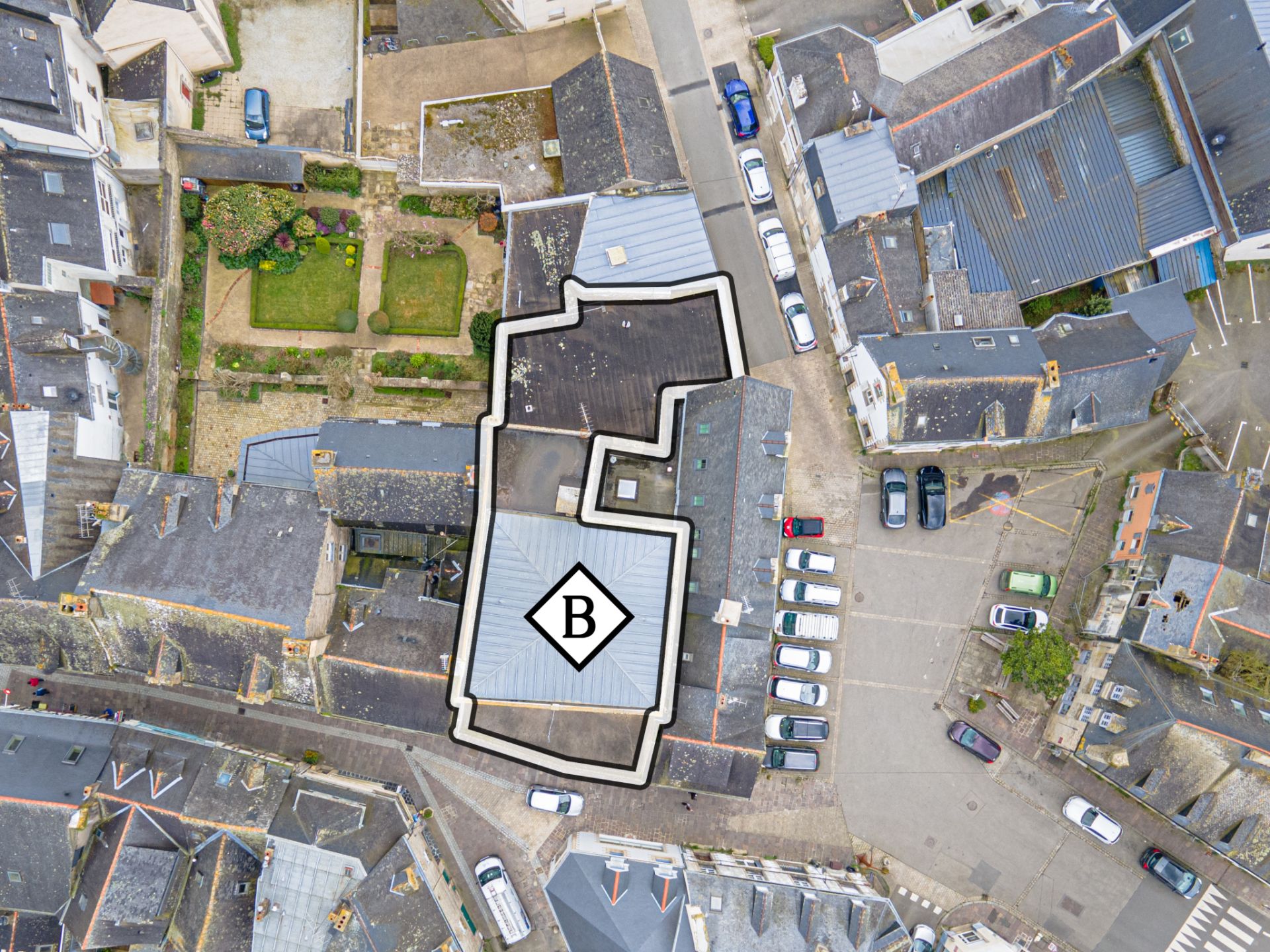 building for sale on Pontivy (56300)