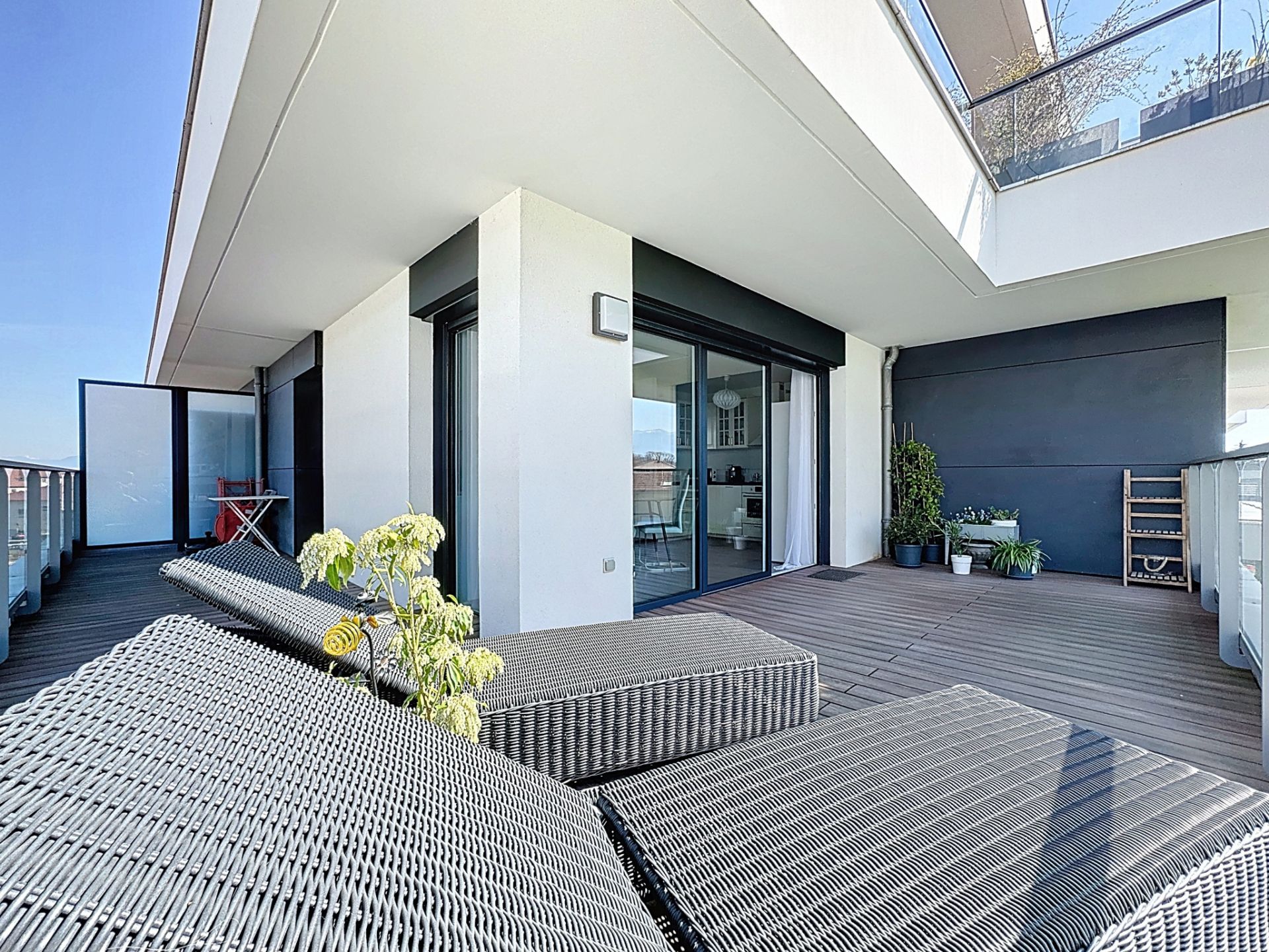 apartment 3 Rooms for sale on Thoiry (01710)