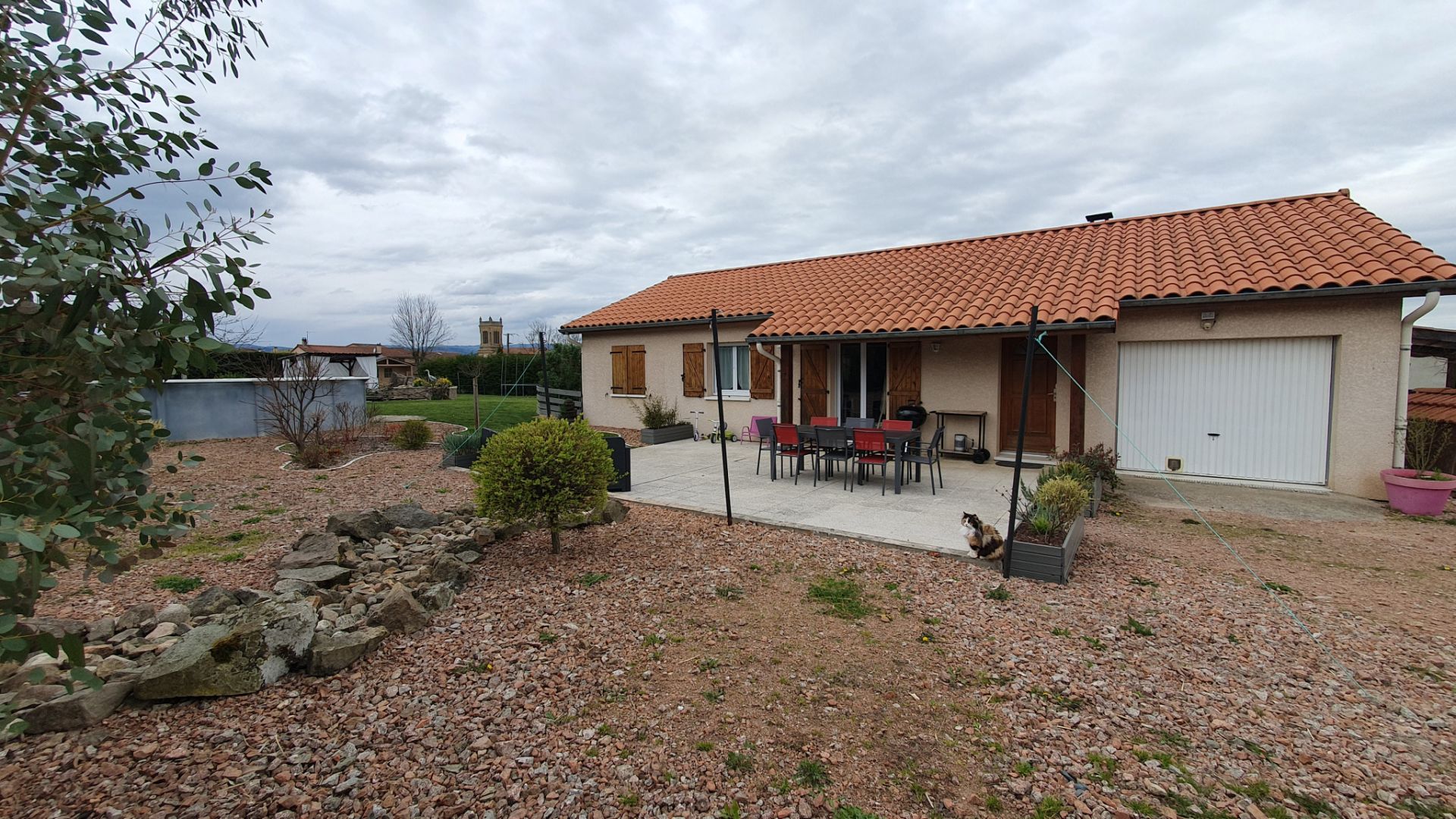 house 4 Rooms for sale on Cordelle (42123)