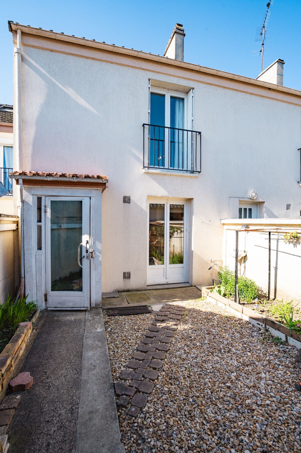 house 4 Rooms for sale on Villepreux (78450)