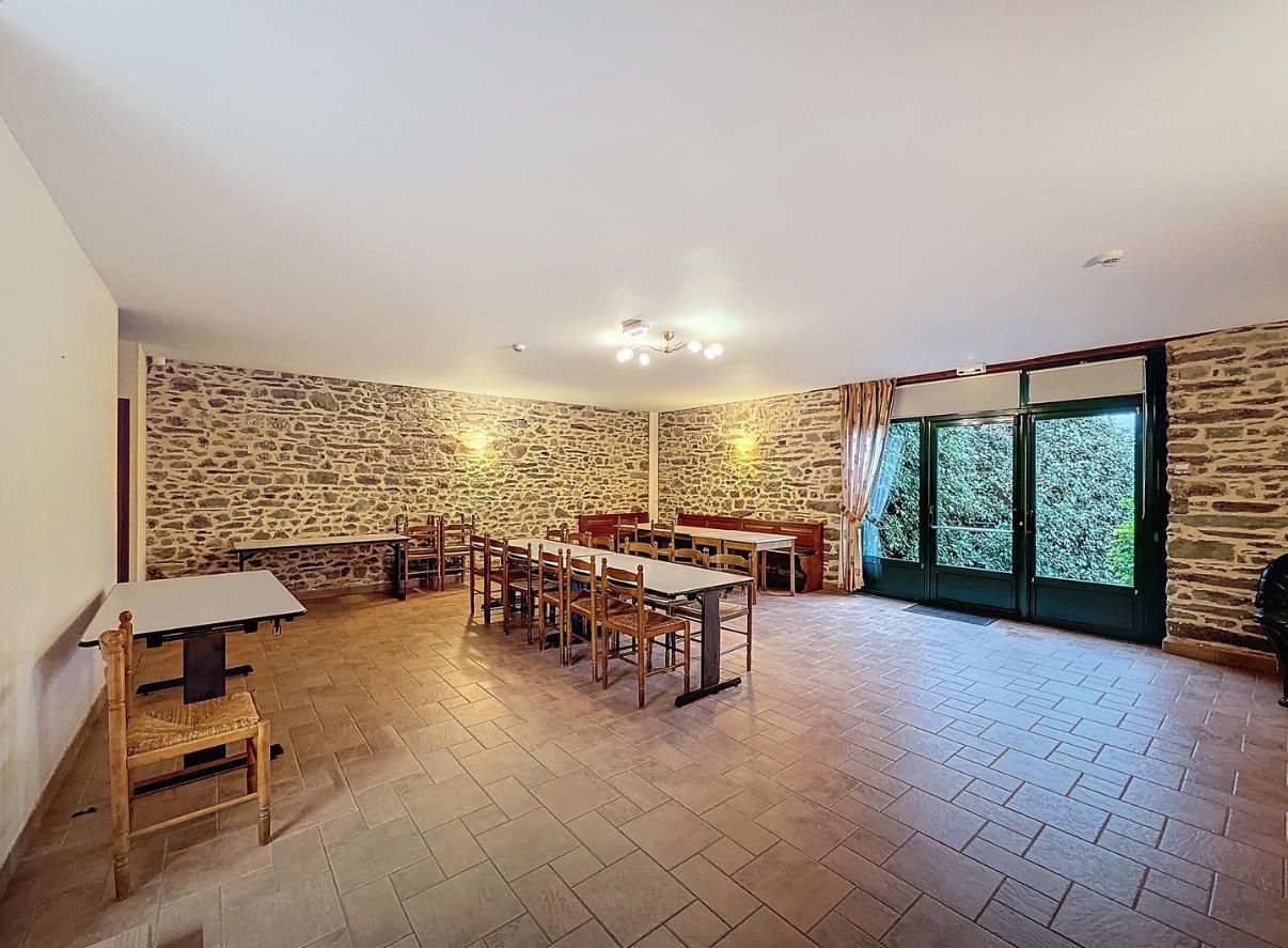 property 15 Rooms for sale on La Gacilly (56200)