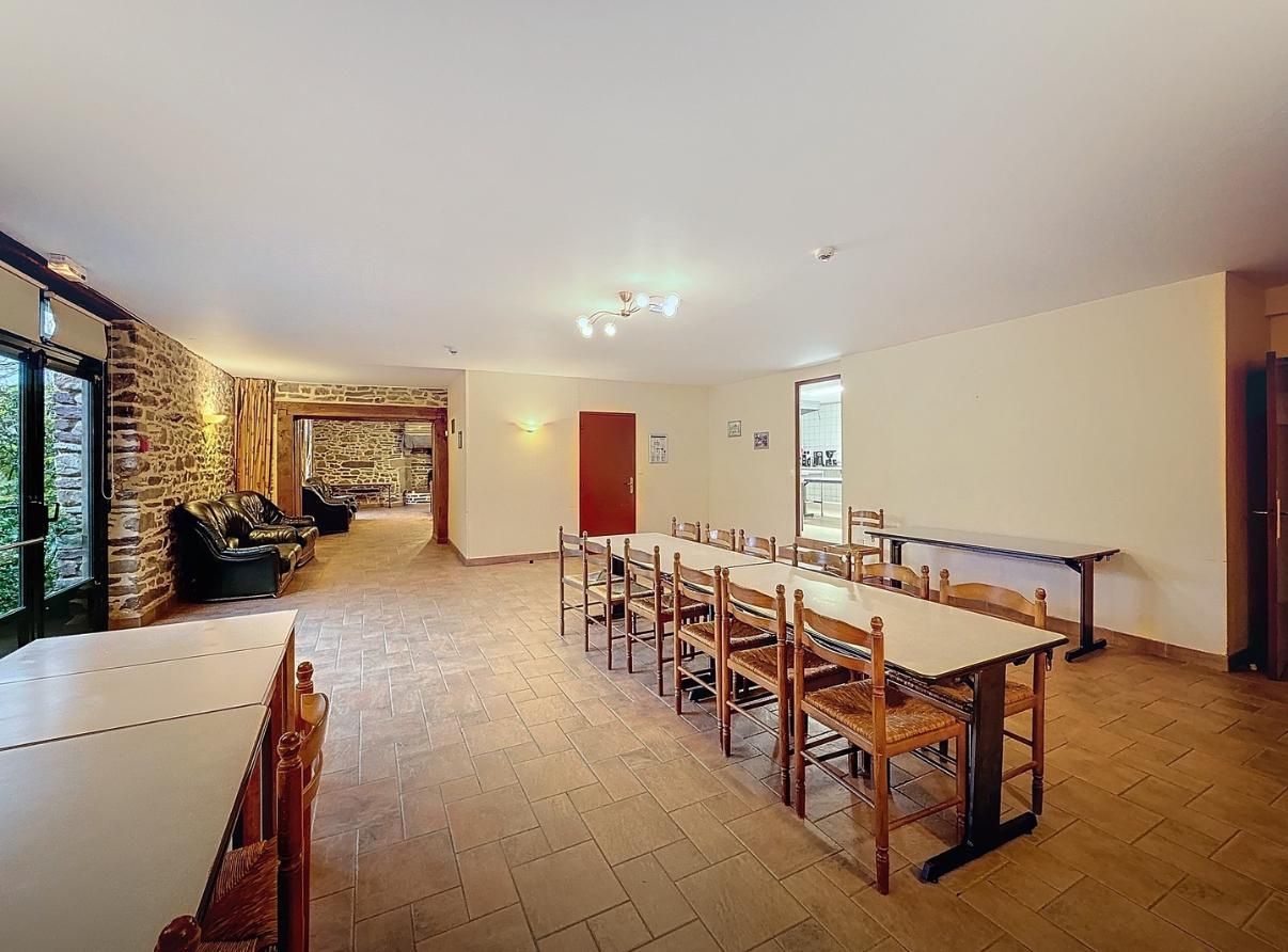 property 15 Rooms for sale on La Gacilly (56200)