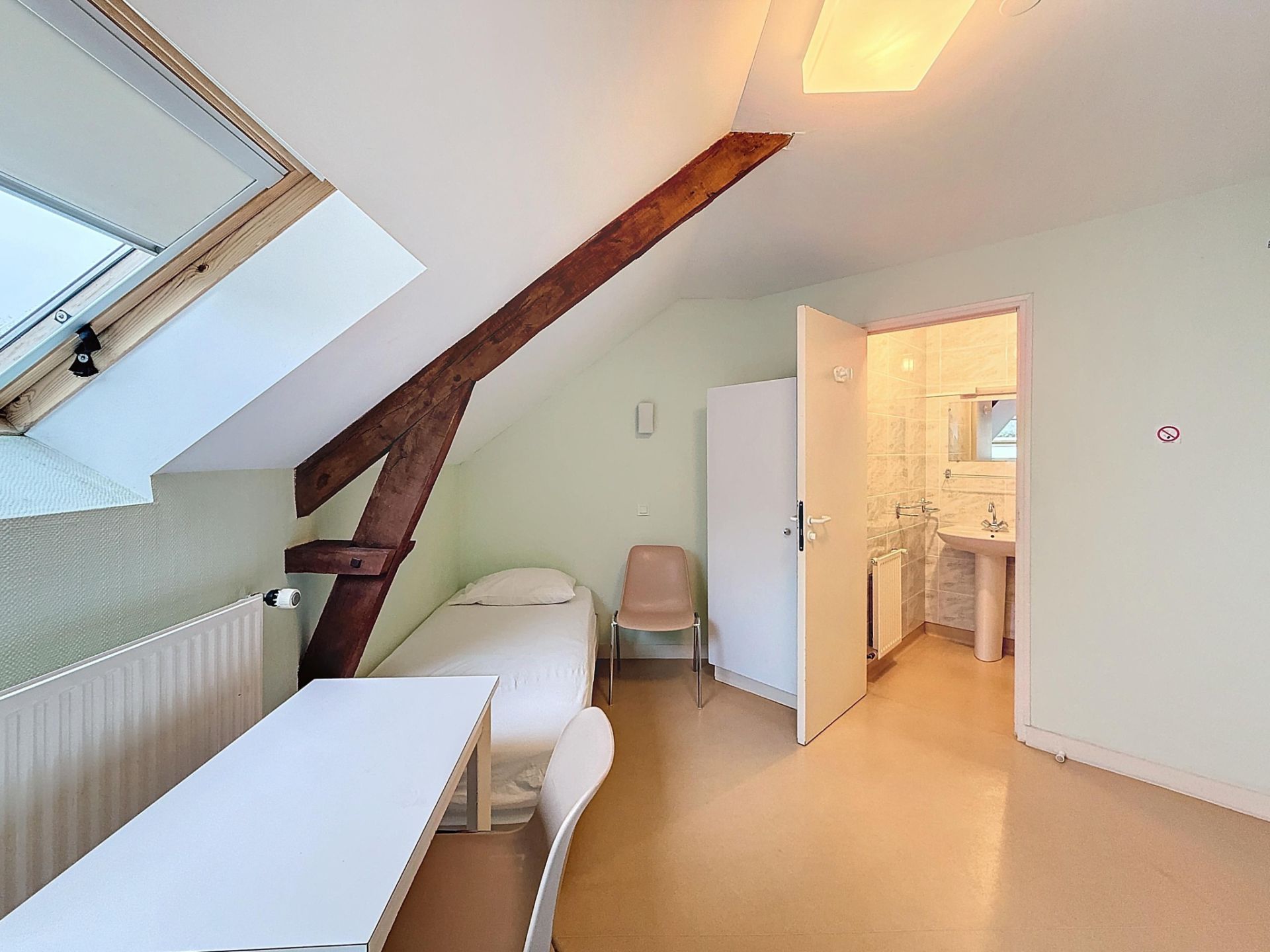 property 15 Rooms for sale on La Gacilly (56200)