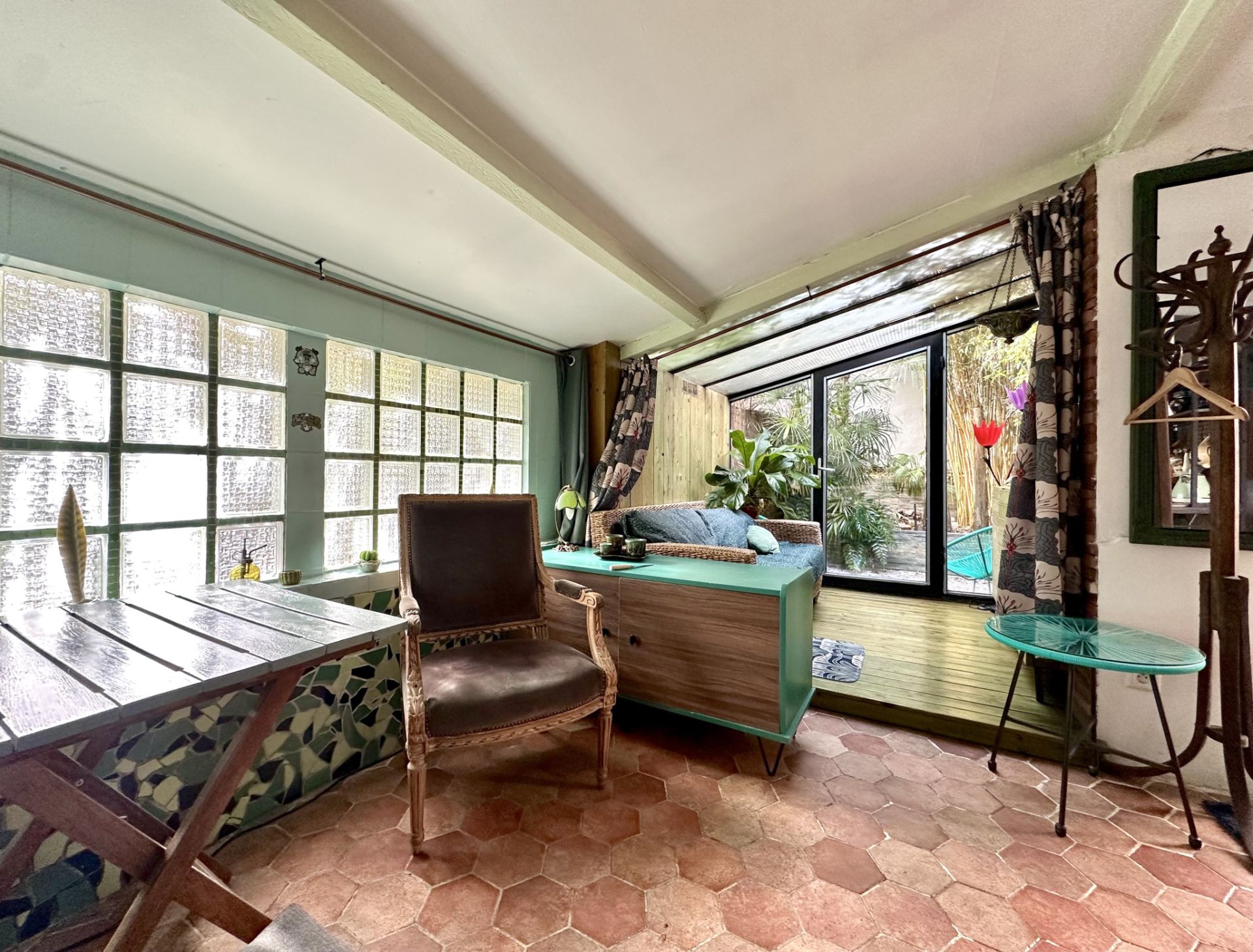 apartment 1 room for sale on Les Lilas (93260)