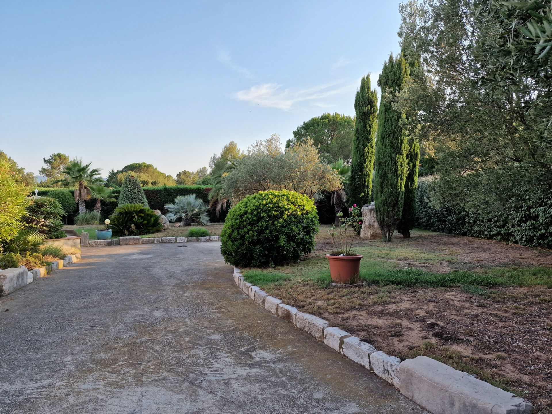 property 10 Rooms for sale on Roquebrune-sur-Argens (83520)