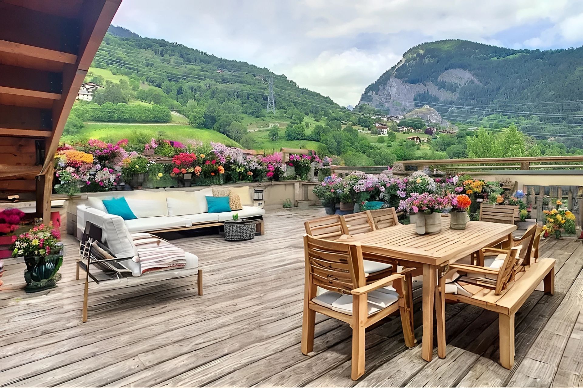apartment 3 Rooms for sale on Bourg-Saint-Maurice (73700)