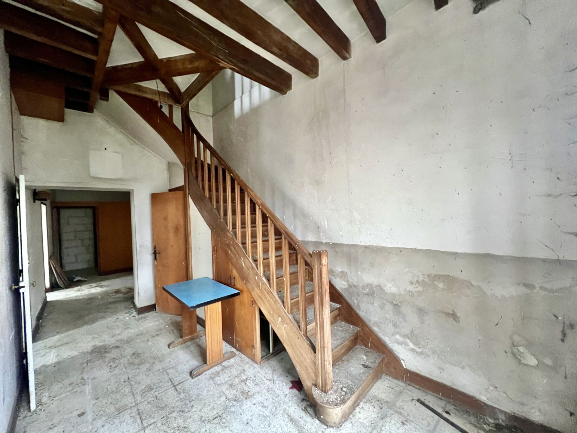 house 9 Rooms for sale on Mouliherne (49390)