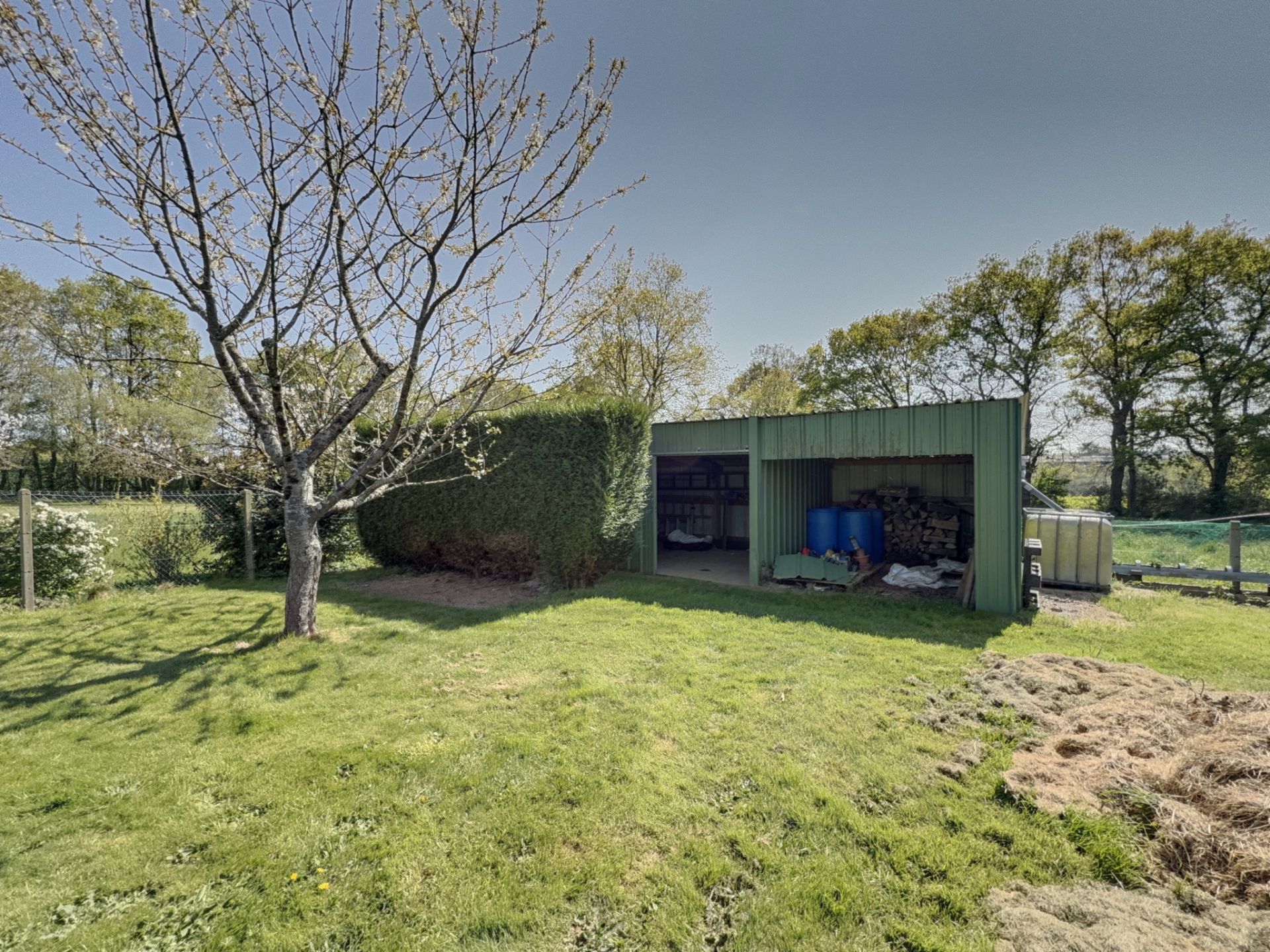 house 4 Rooms for sale on Saint-Nicolas-de-Redon (44460)
