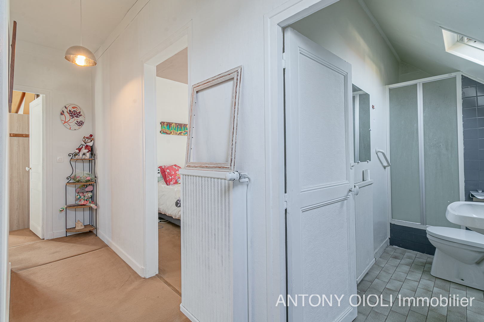 house 5 Rooms for sale on Sens (89100)