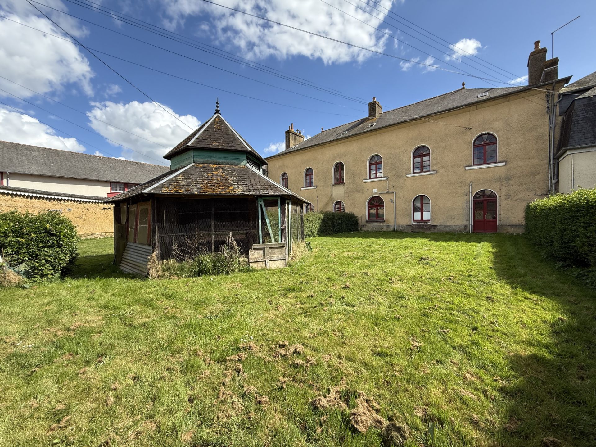 property 12 Rooms for sale on Thorigné-Fouillard (35235)