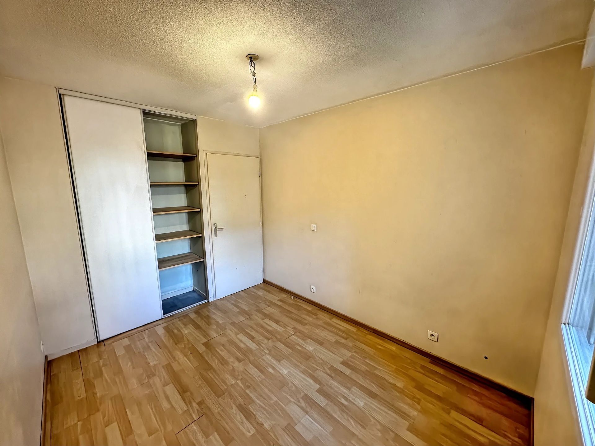 apartment 3 Rooms for sale on Échirolles (38130)