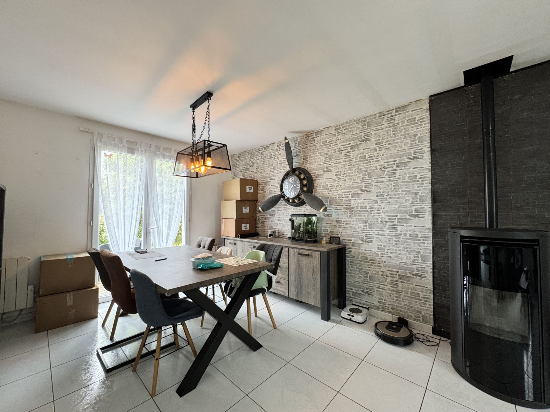 house 5 Rooms for sale on Rieux (56350)