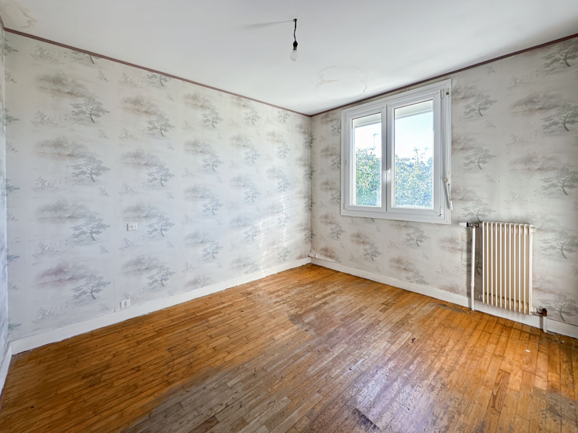 house 5 Rooms for sale on Redon (35600)