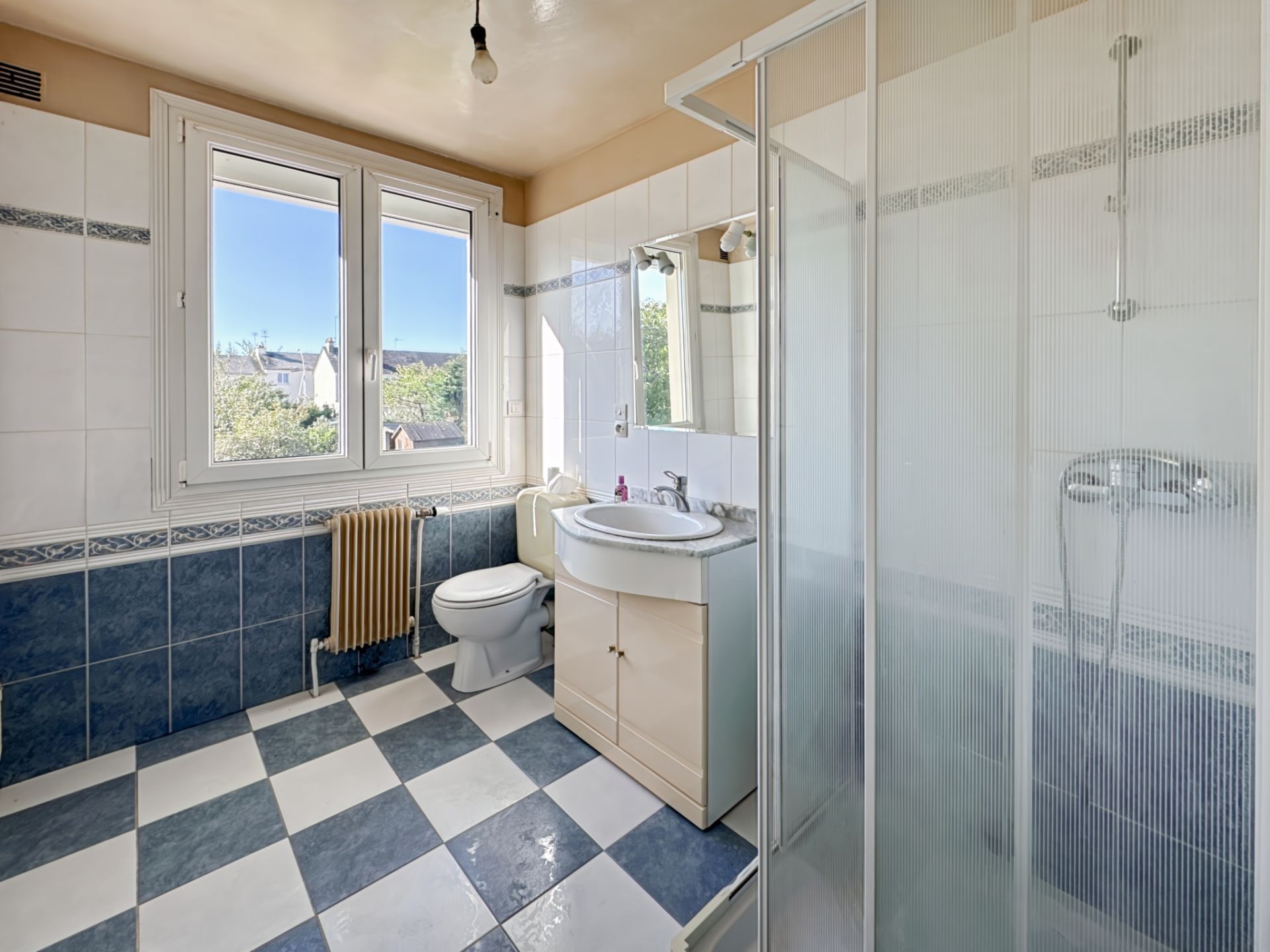 house 5 Rooms for sale on Redon (35600)