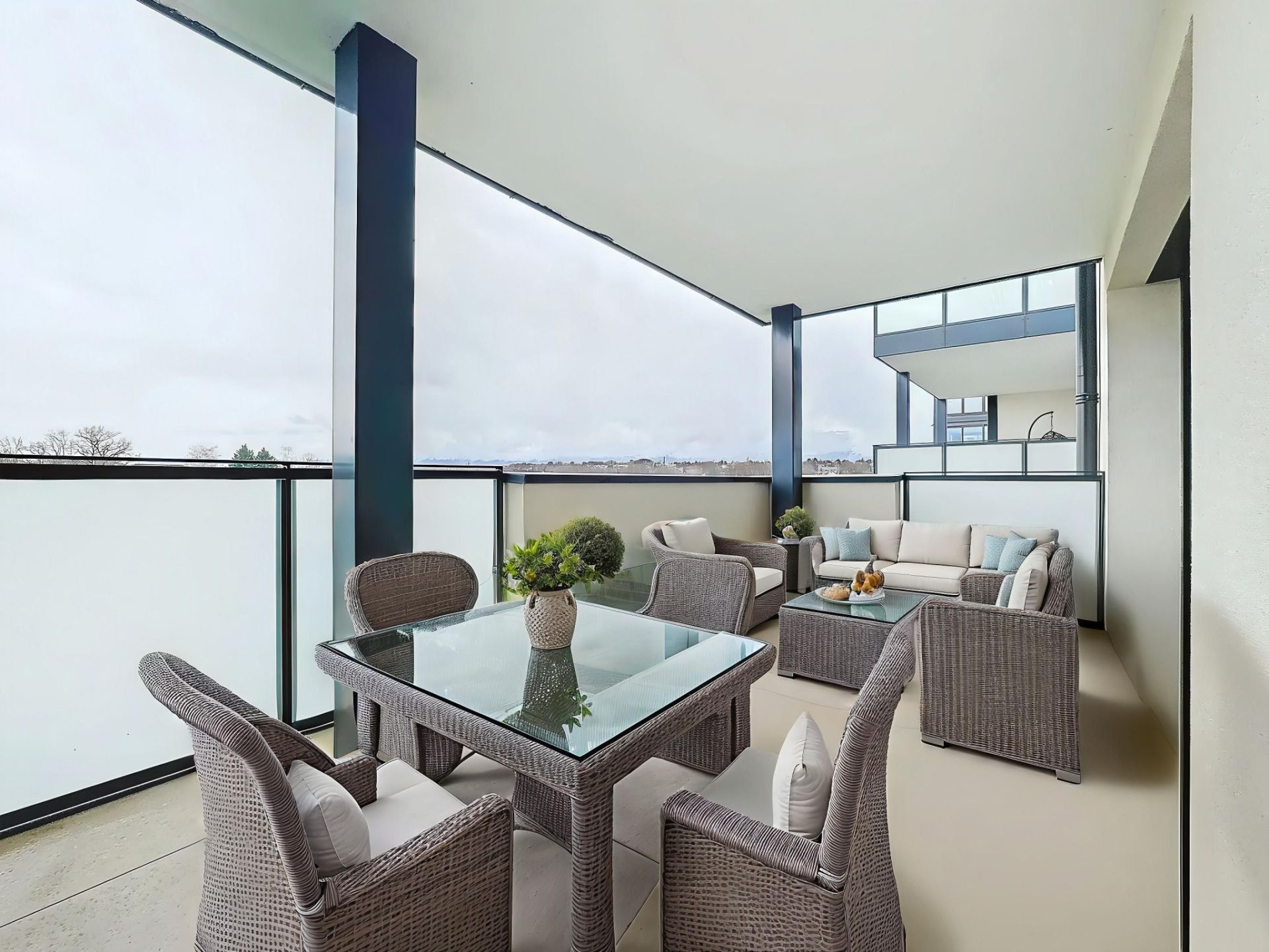 apartment 4 Rooms for sale on Ferney-Voltaire (01210)