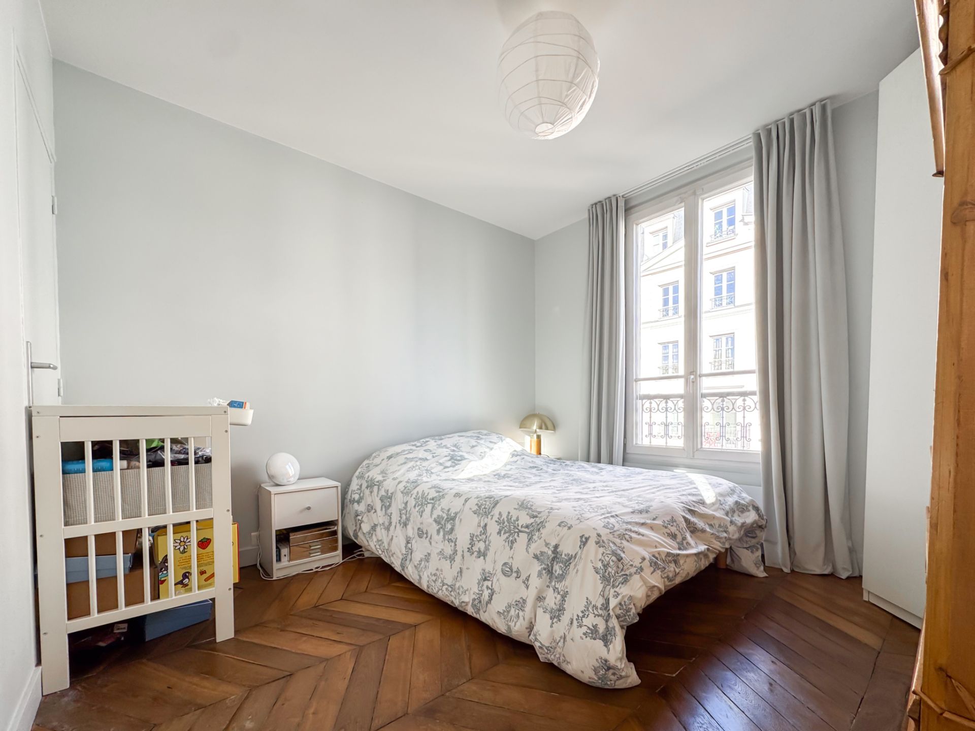duplex 4 Rooms for sale on Puteaux (92800)