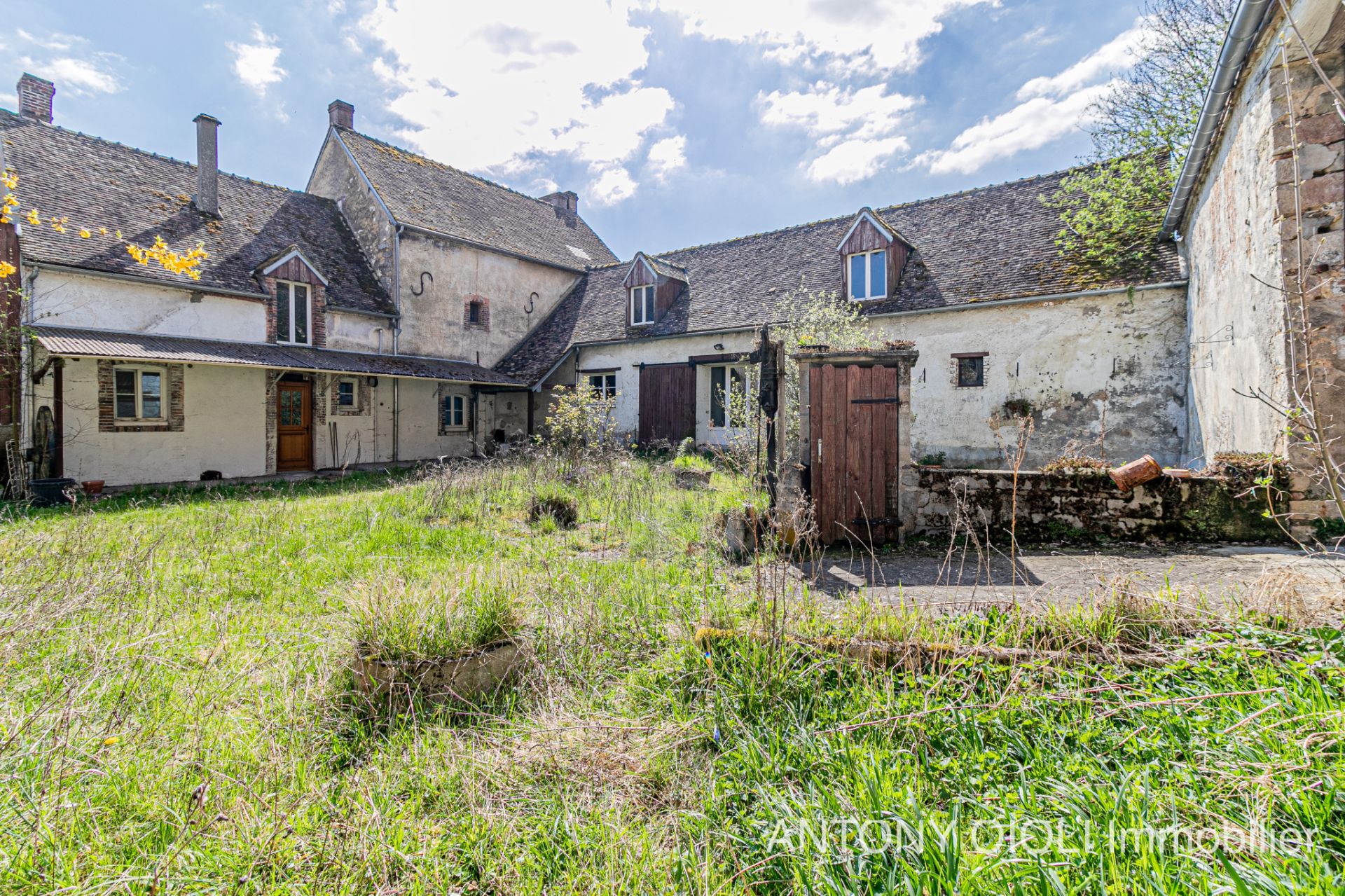 ferme 7 Pièces en vente sur Sens (89100)