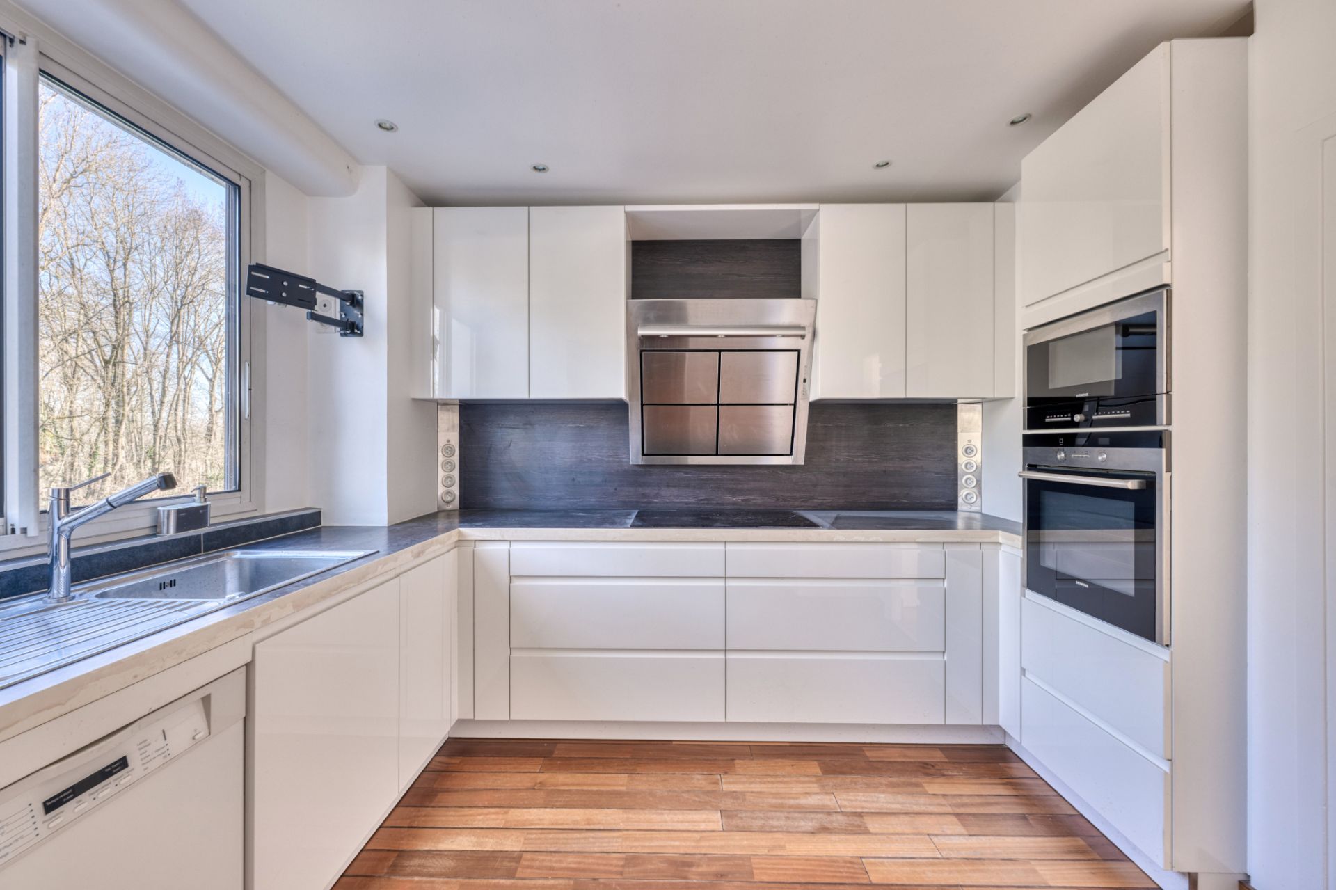 apartment 3 Rooms for sale on Vaucresson (92420)