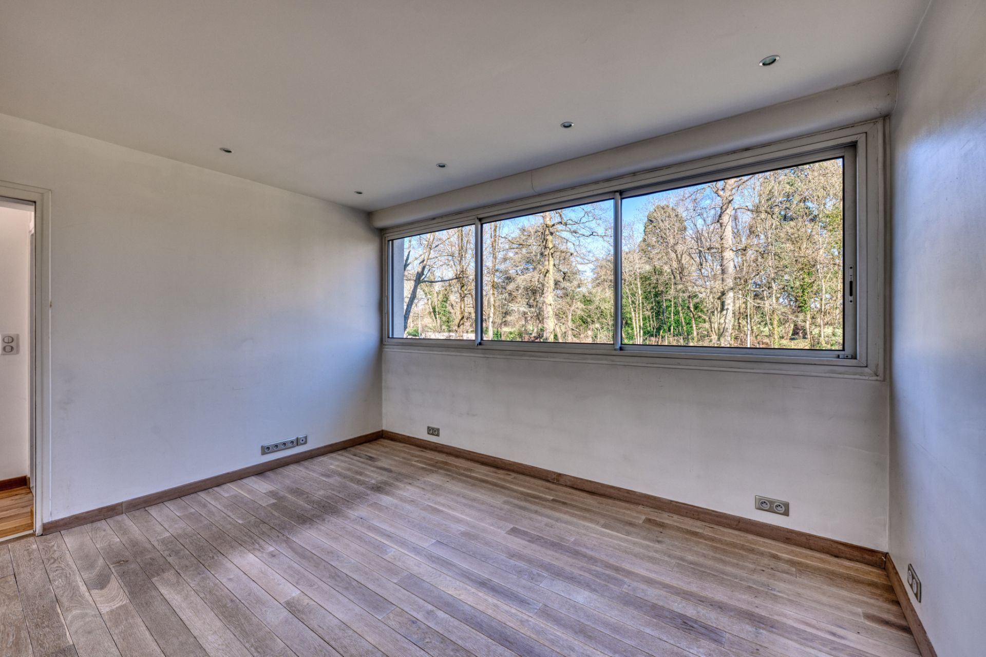 apartment 3 Rooms for sale on Vaucresson (92420)