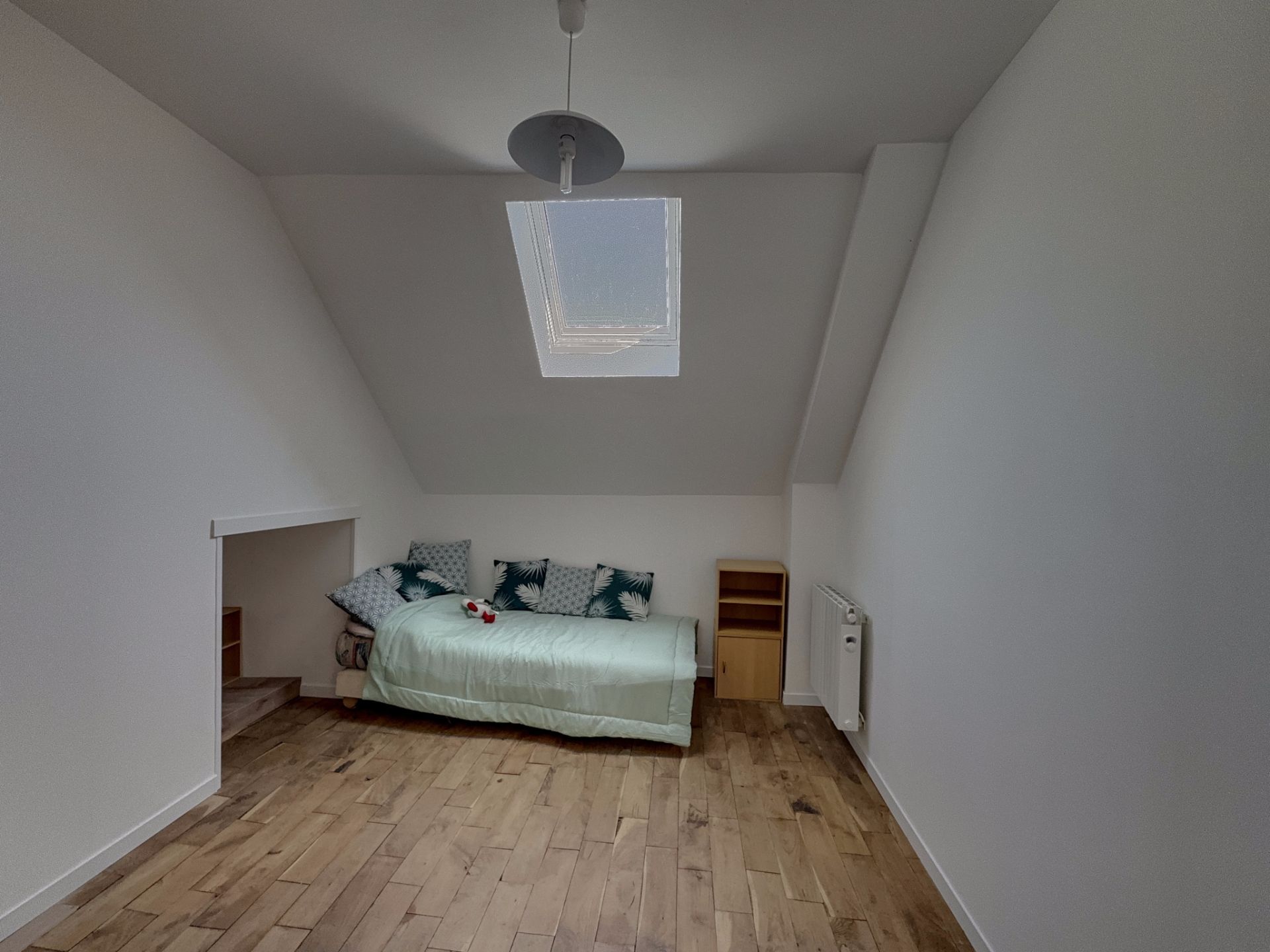 house 4 Rooms for sale on Fougerêts (56200)
