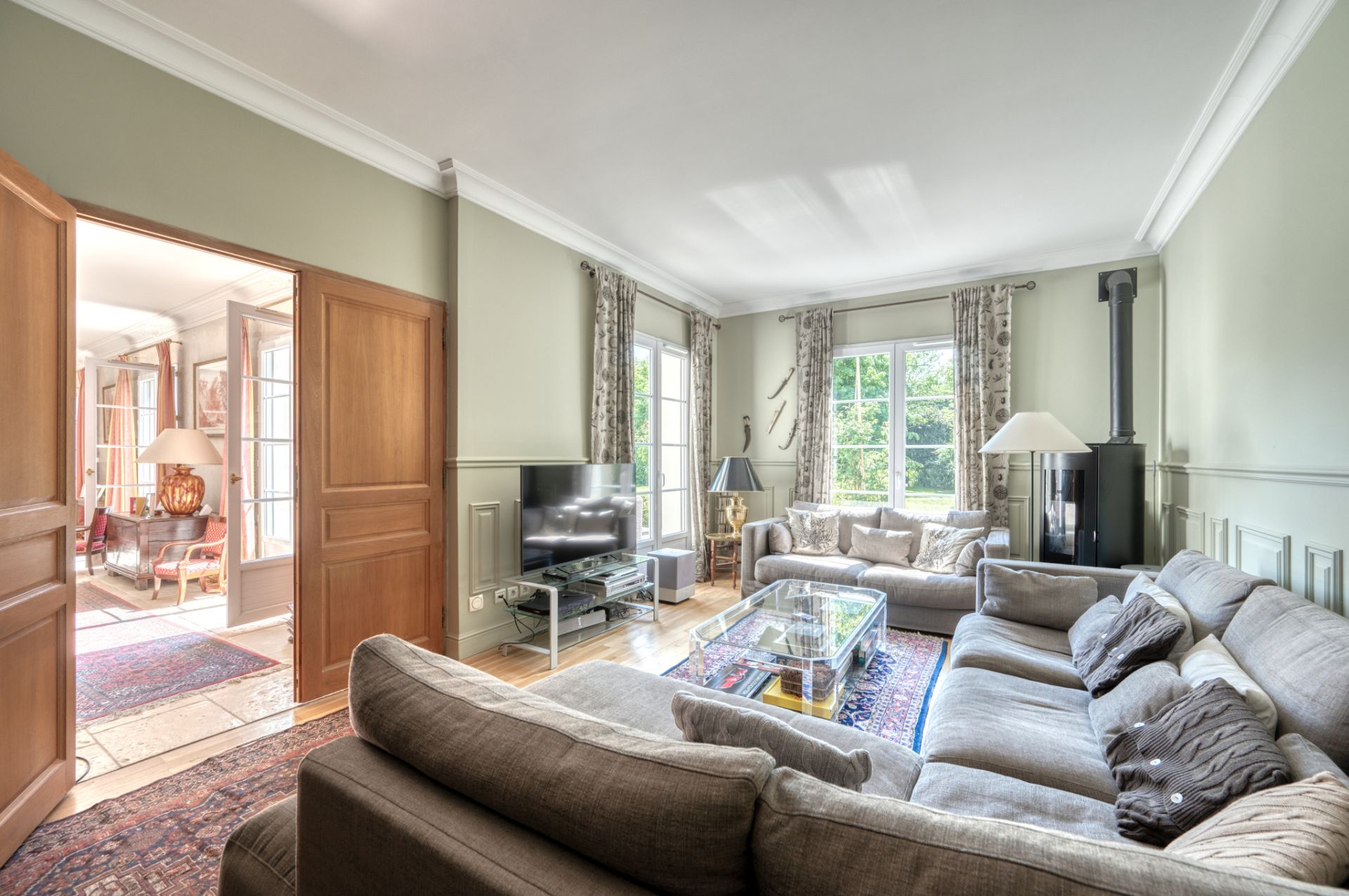 house 12 Rooms for sale on Saint-Nom-la-Bretèche (78860)
