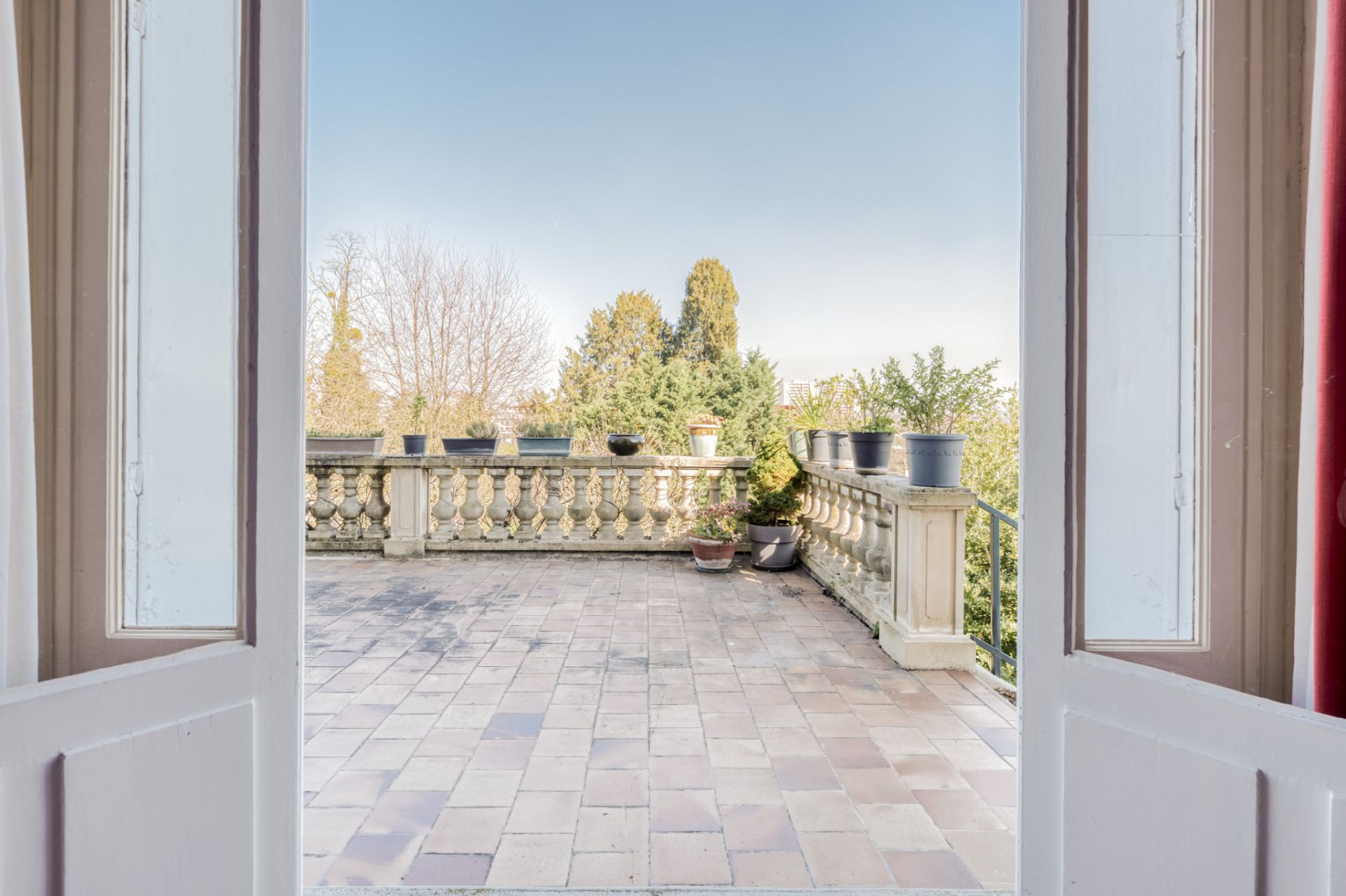 house 9 Rooms for sale on Meaux (77100)