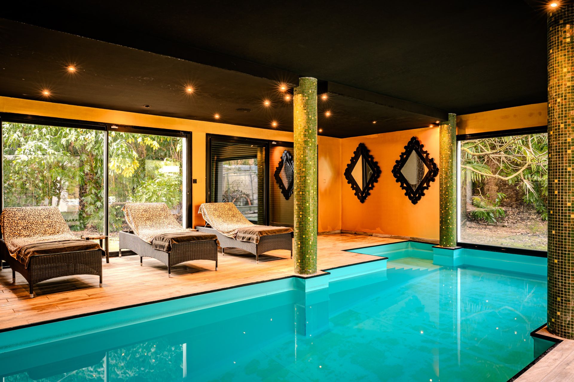 villa 13 Rooms for sale on Bihorel (76420)