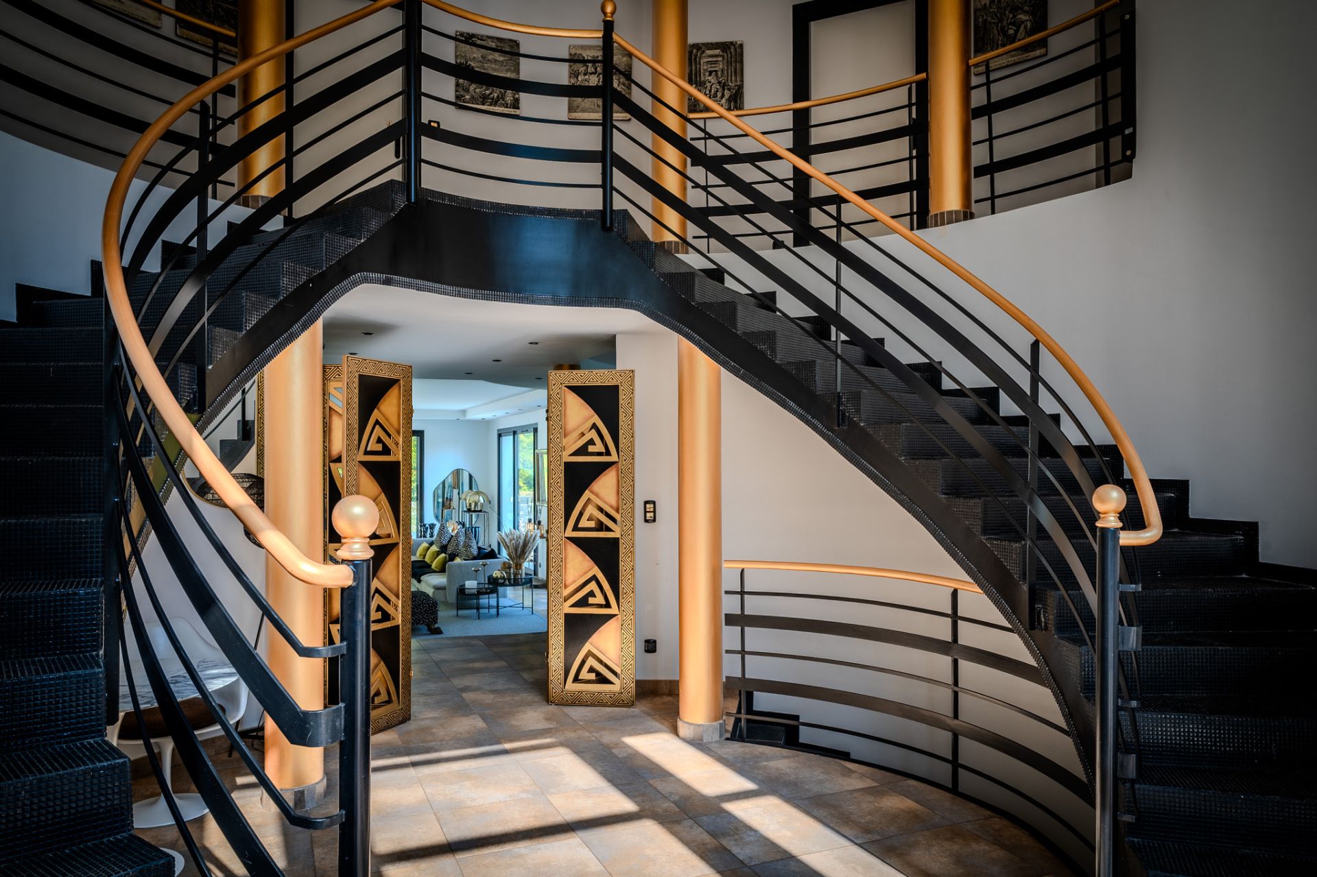 villa 13 Rooms for sale on Bihorel (76420)