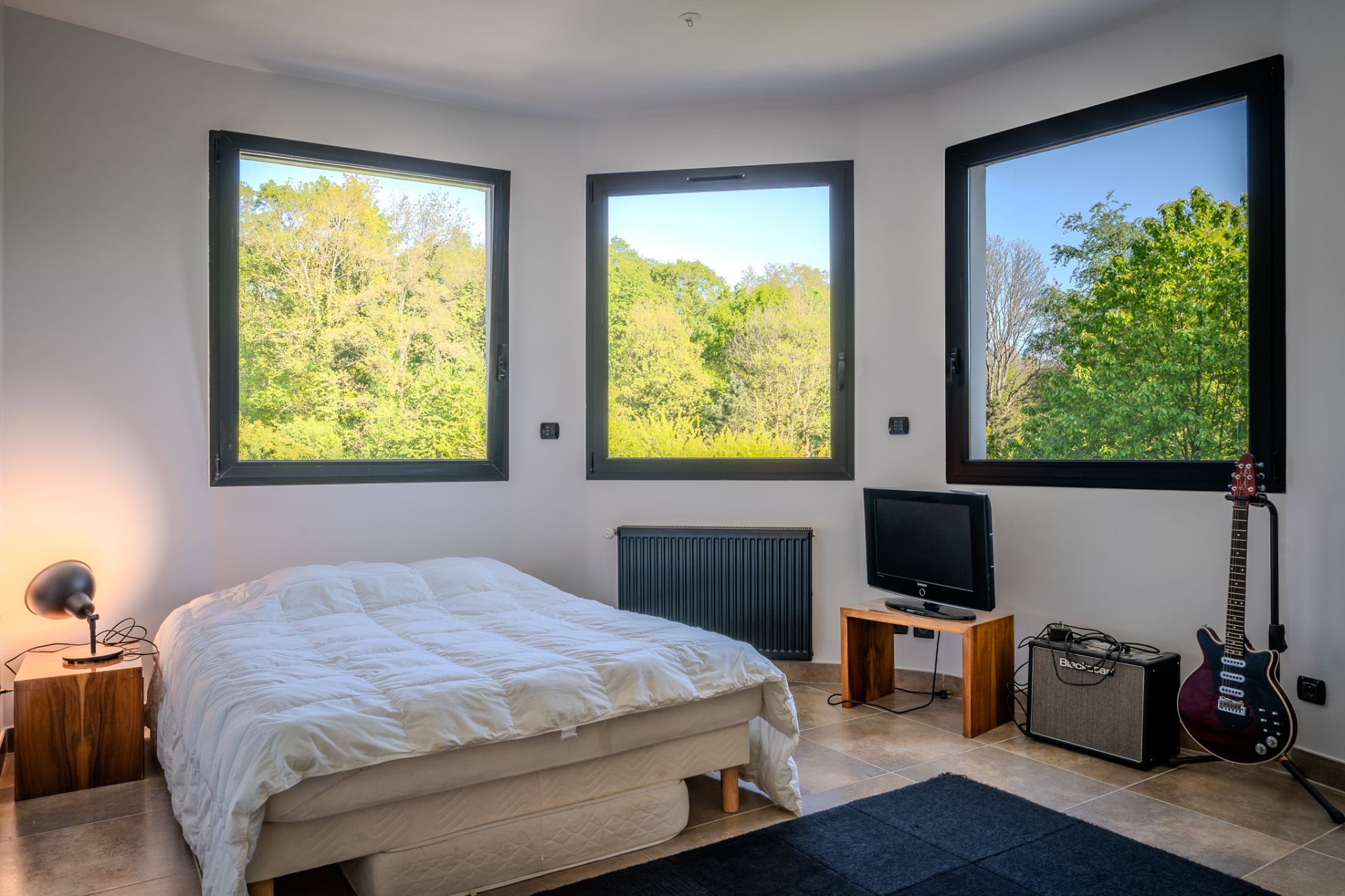 villa 13 Rooms for sale on Bihorel (76420)