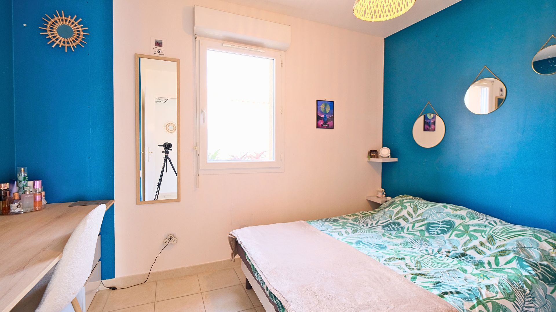 house 4 Rooms for sale on Sauvian (34410)