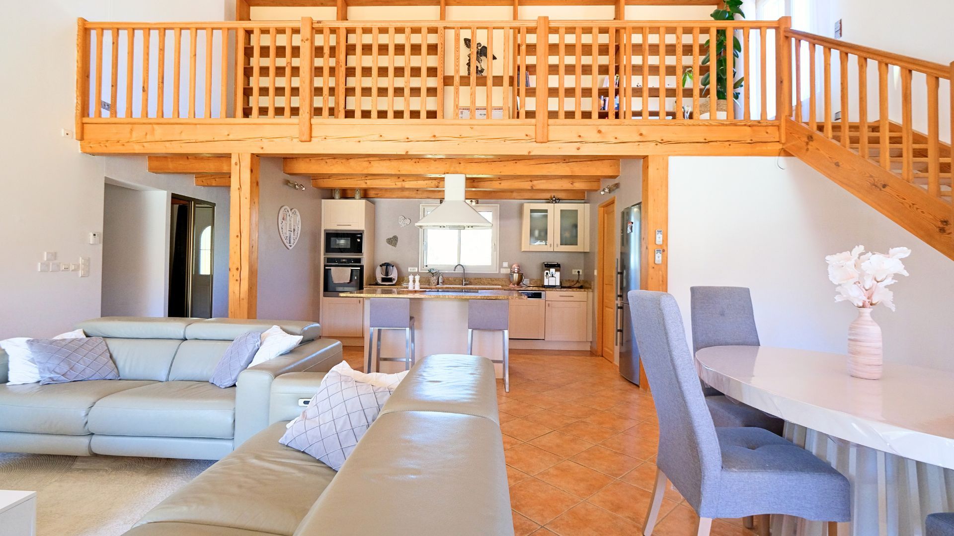 house 4 Rooms for sale on Saint-Chinian (34360)
