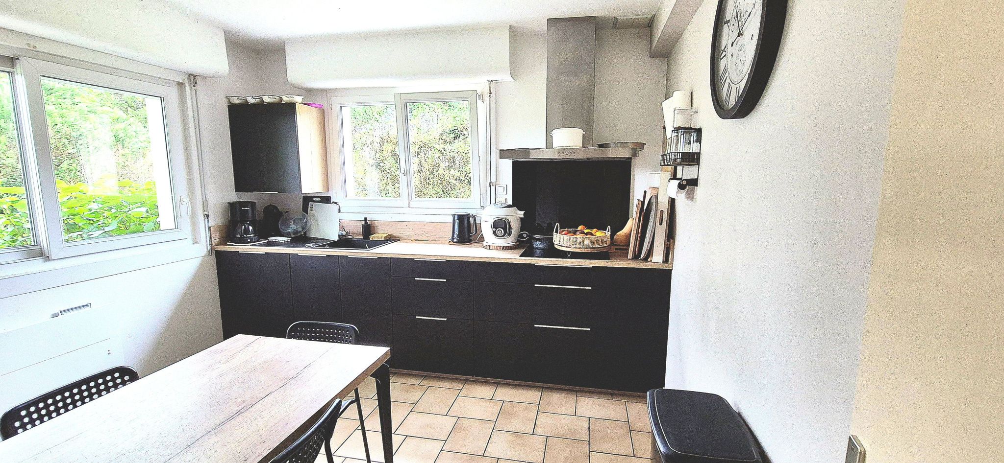 house 5 Rooms for sale on Melgven (29140)