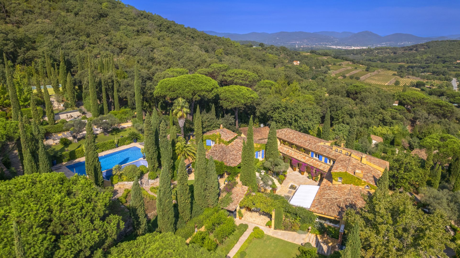 property 18 Rooms for sale on Ramatuelle (83350)