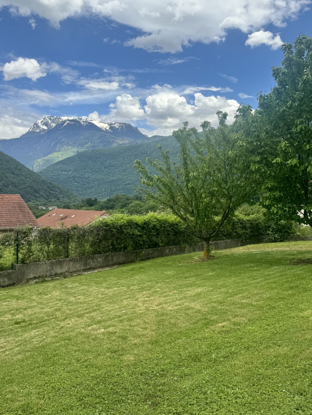 land for sale on Saint-Pierre-de-Mésage (38220) - See details